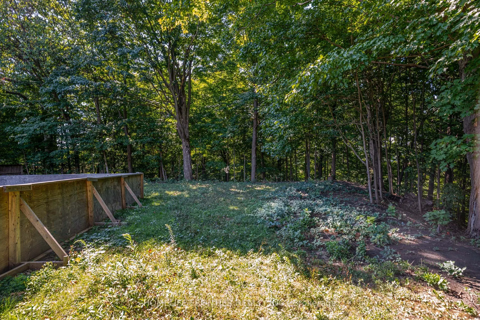 78 Arjay Crescent