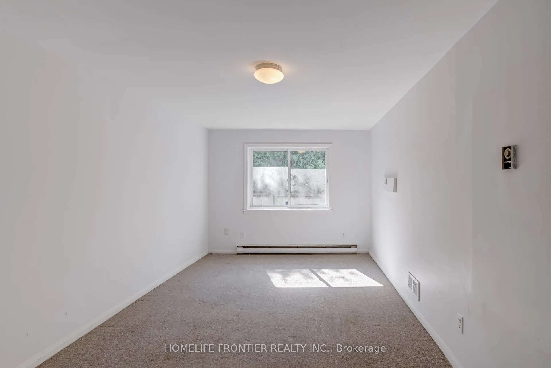 78 Arjay Crescent