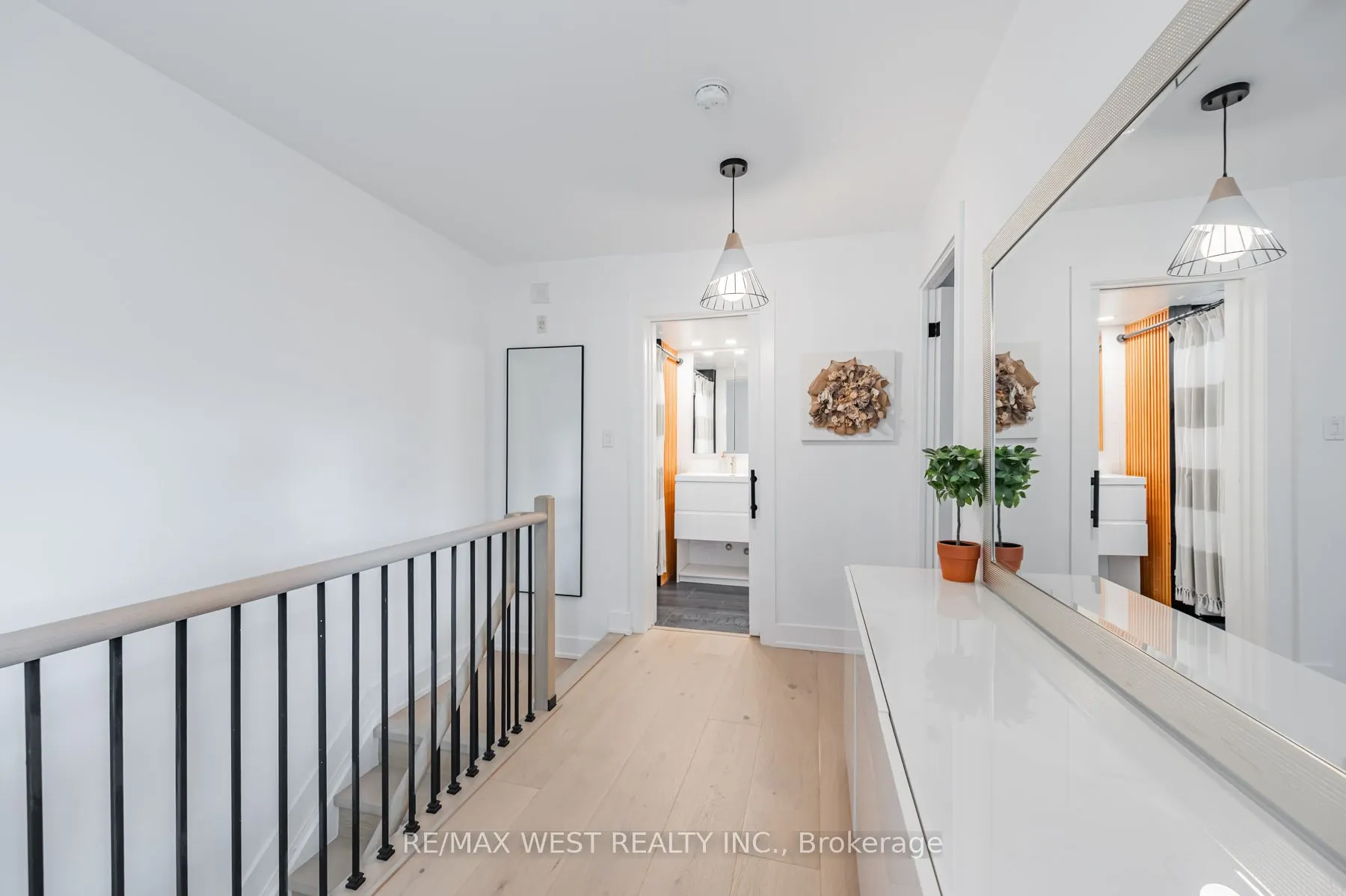 139 Merton Street, #430