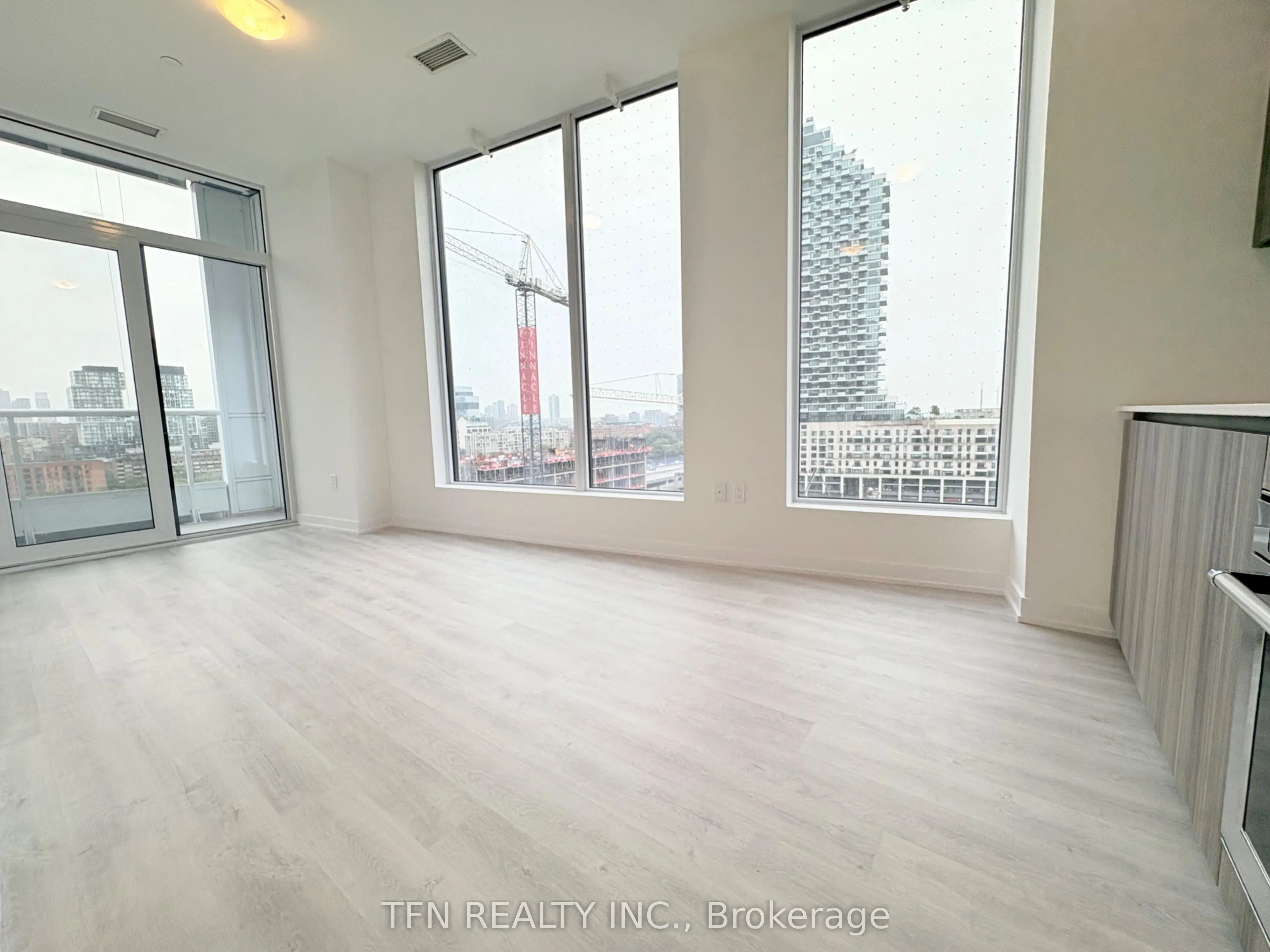 15 Richardson Street, #1205
