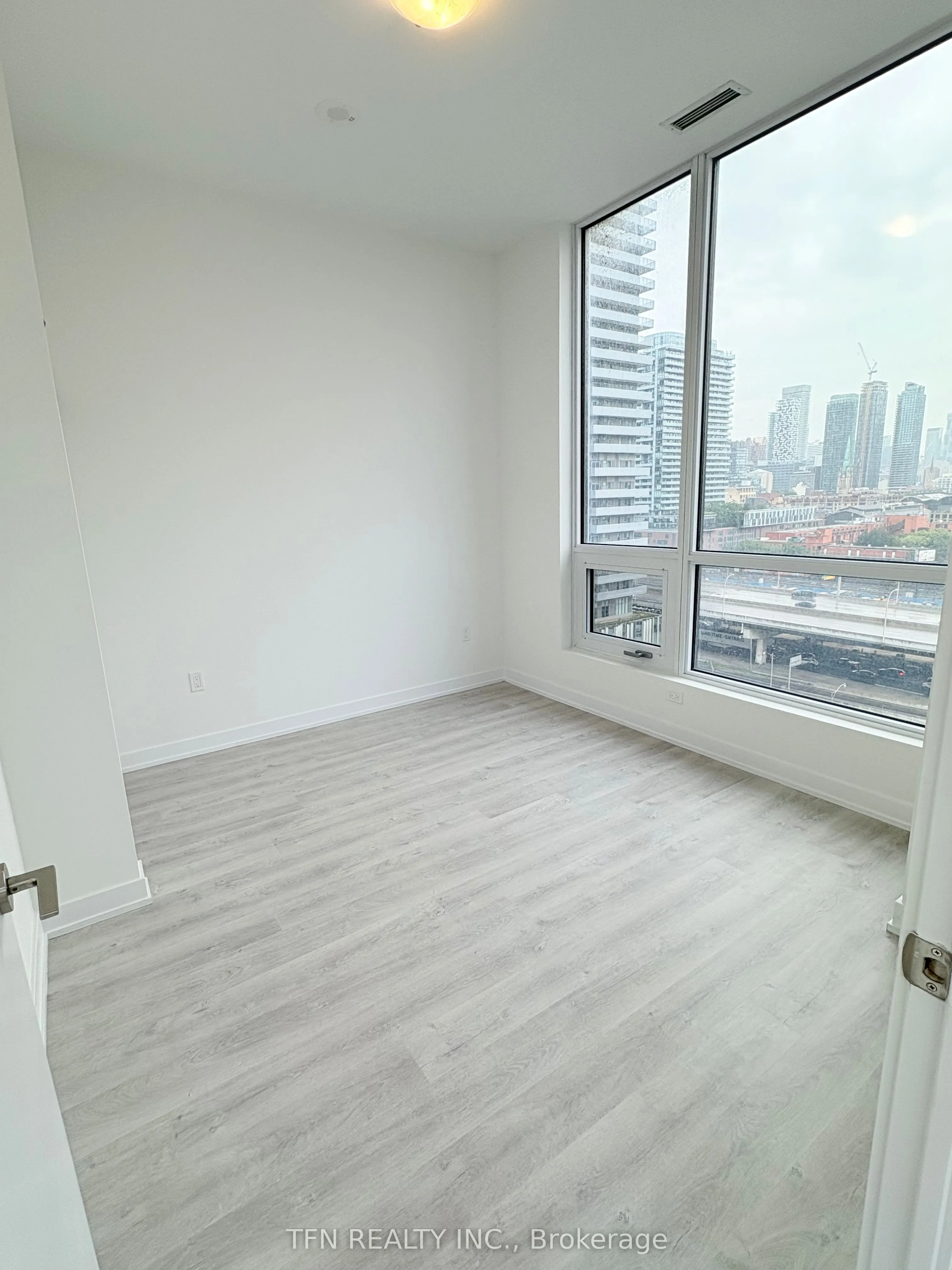 15 Richardson Street, #1205