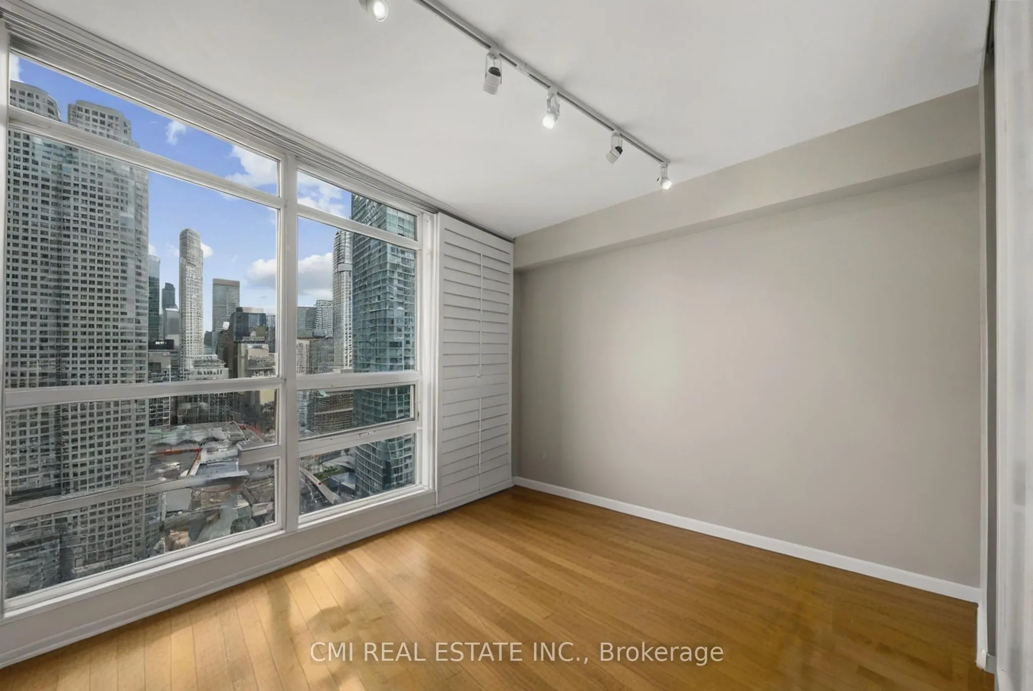 18 Yonge Street, #2603