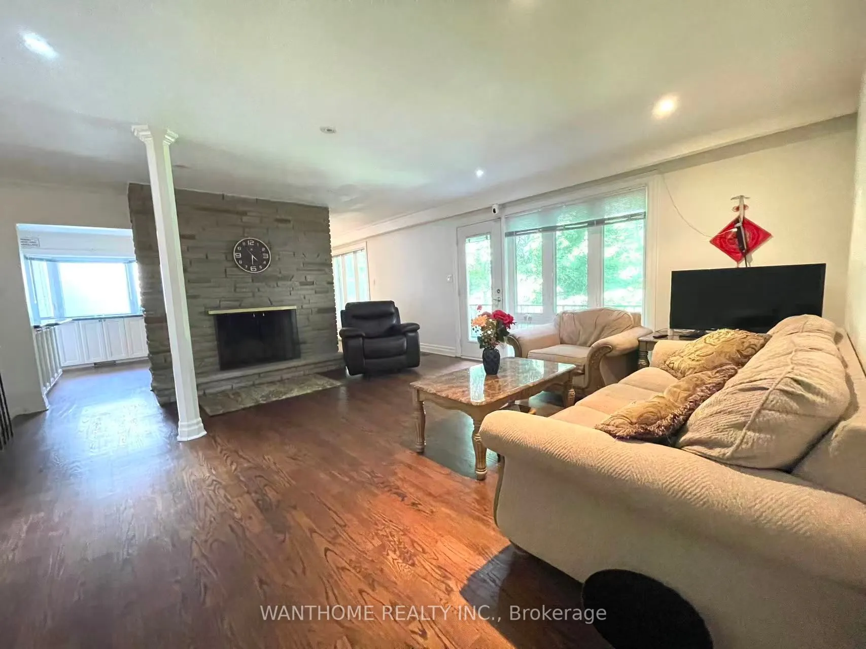 185 Burbank Drive