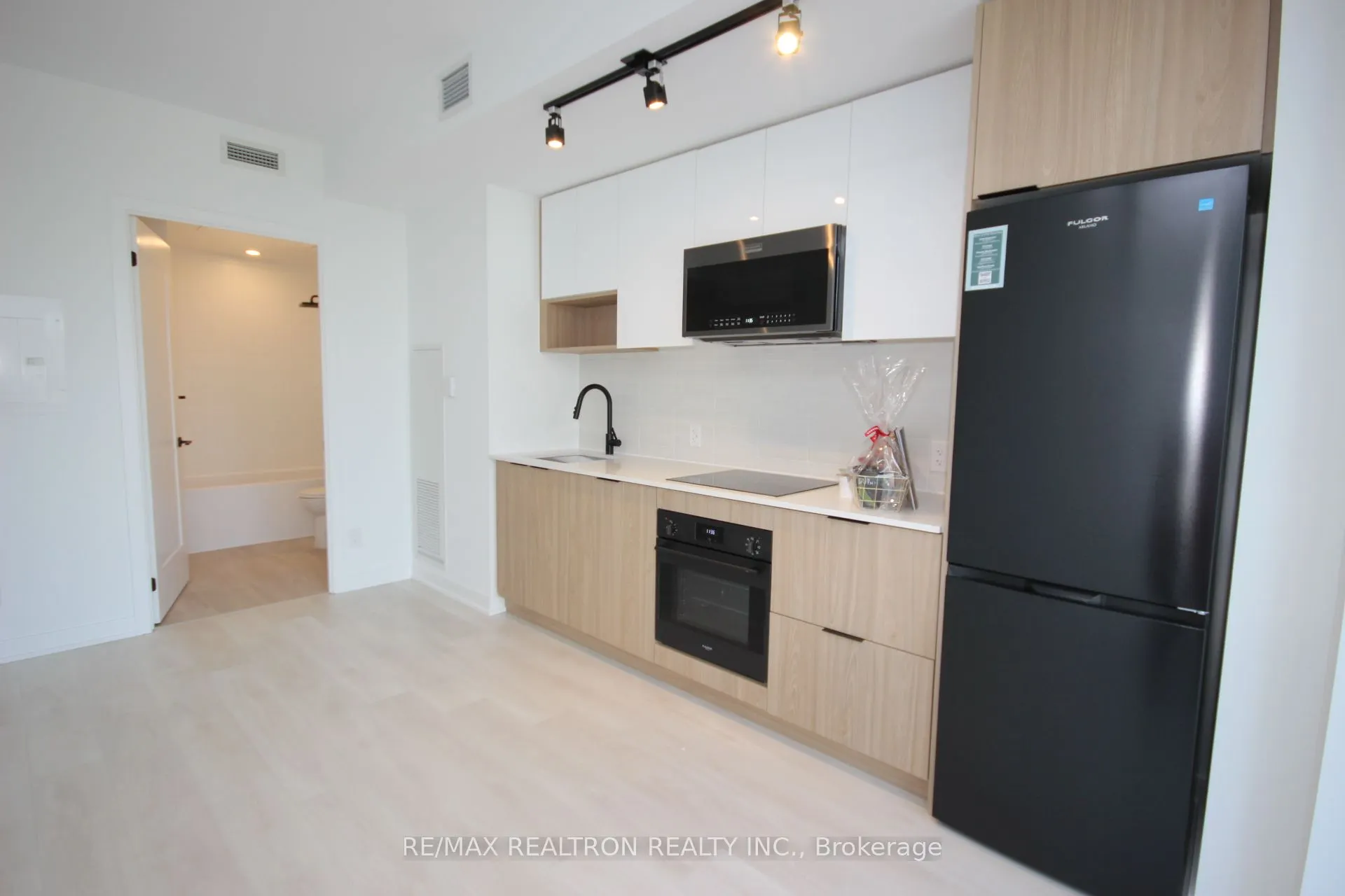 5 Defries Street, #622