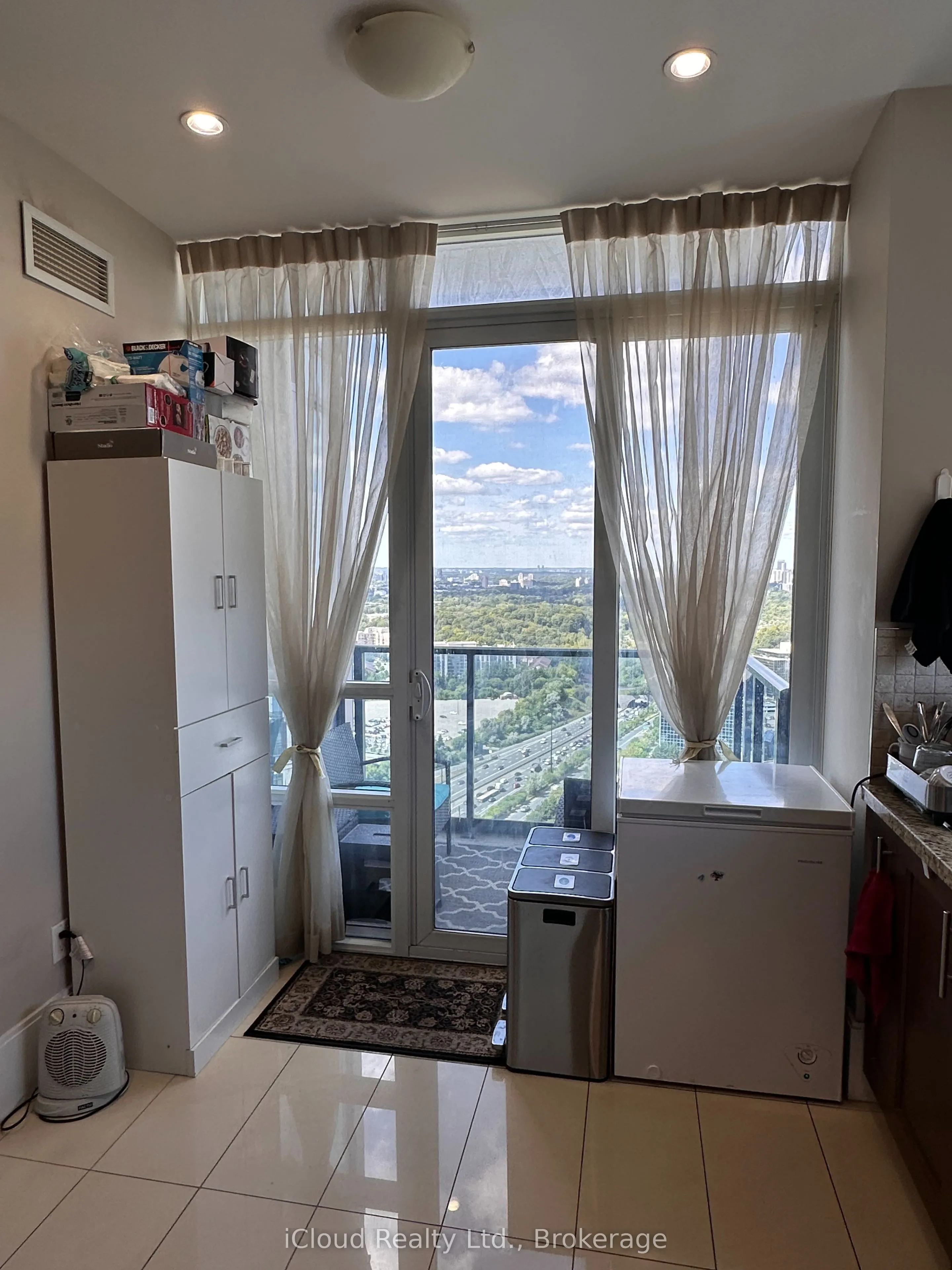 181 Wynford Drive, #3305