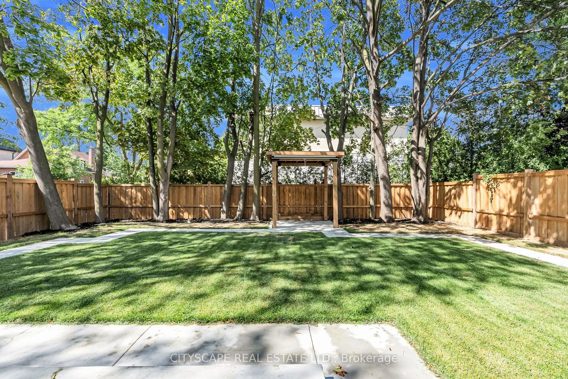 140 Hillmount Avenue