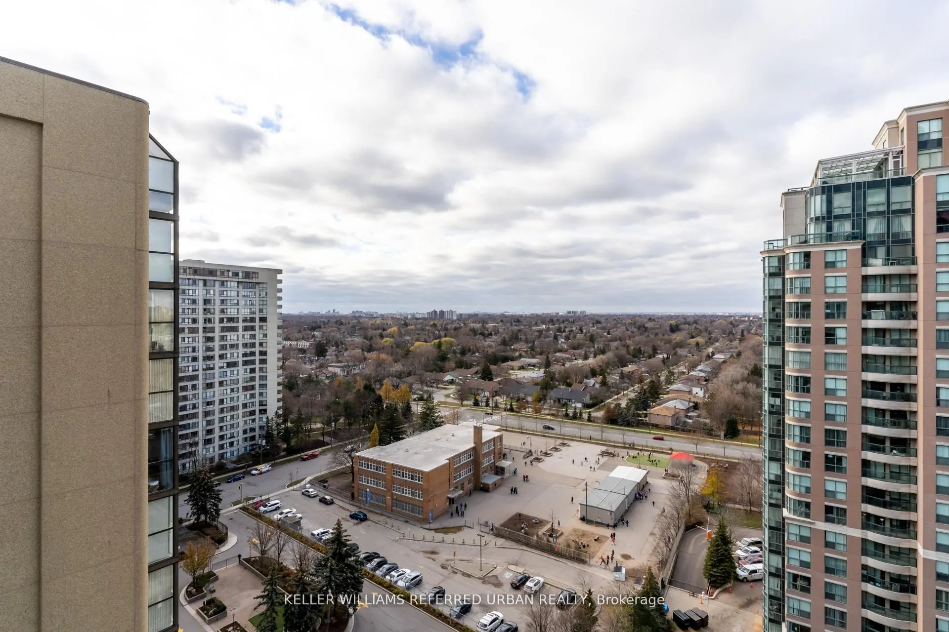 5500 Yonge Street, #1605