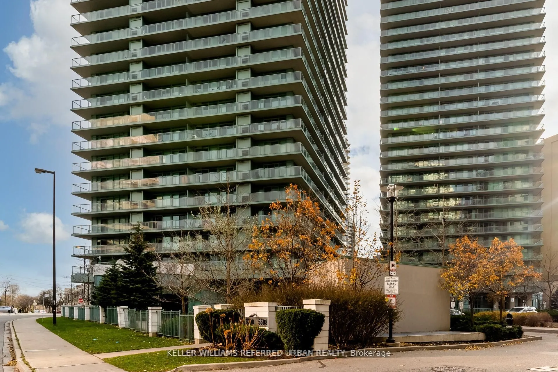 5500 Yonge Street, #1605
