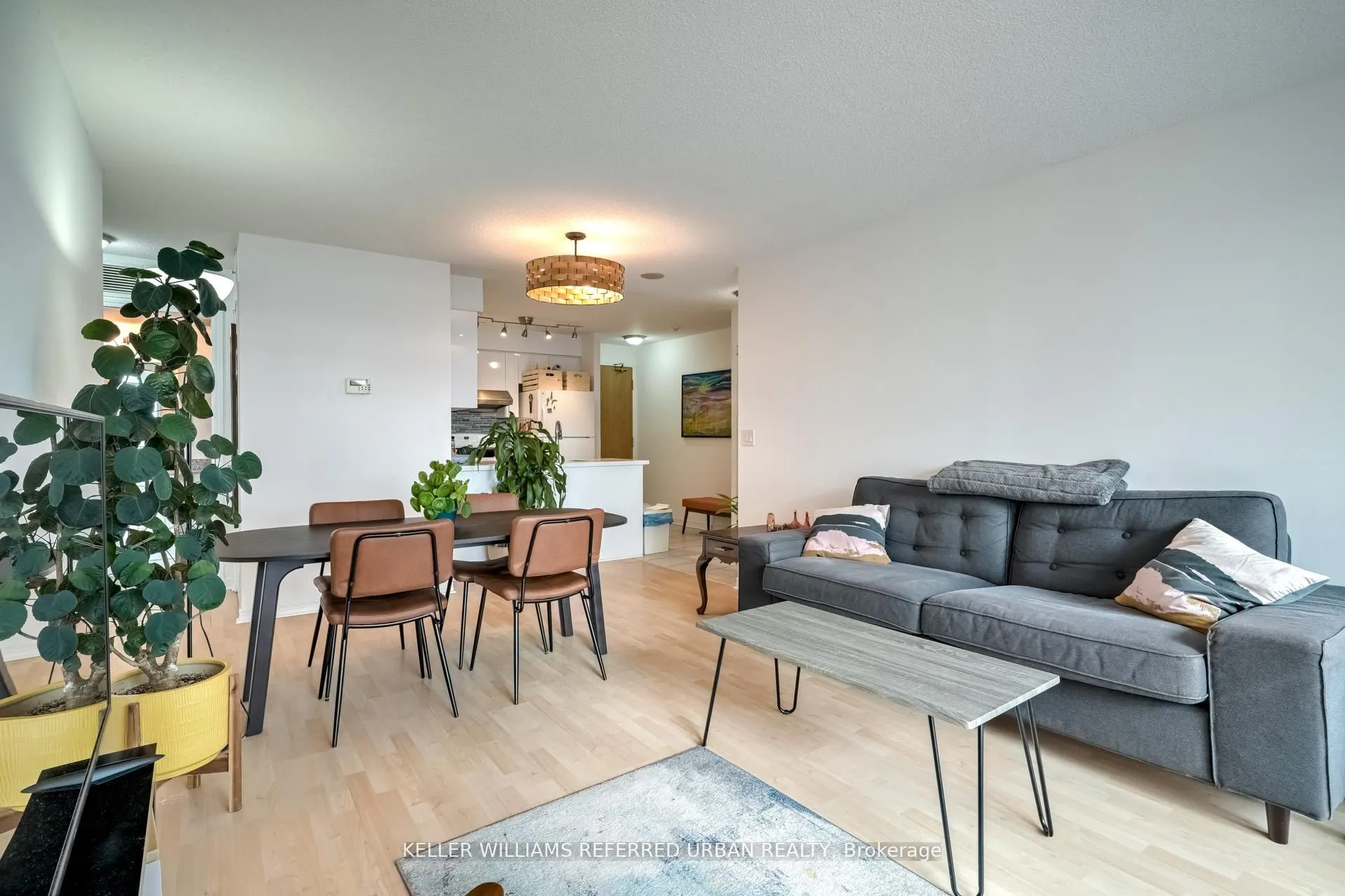 5500 Yonge Street, #1605