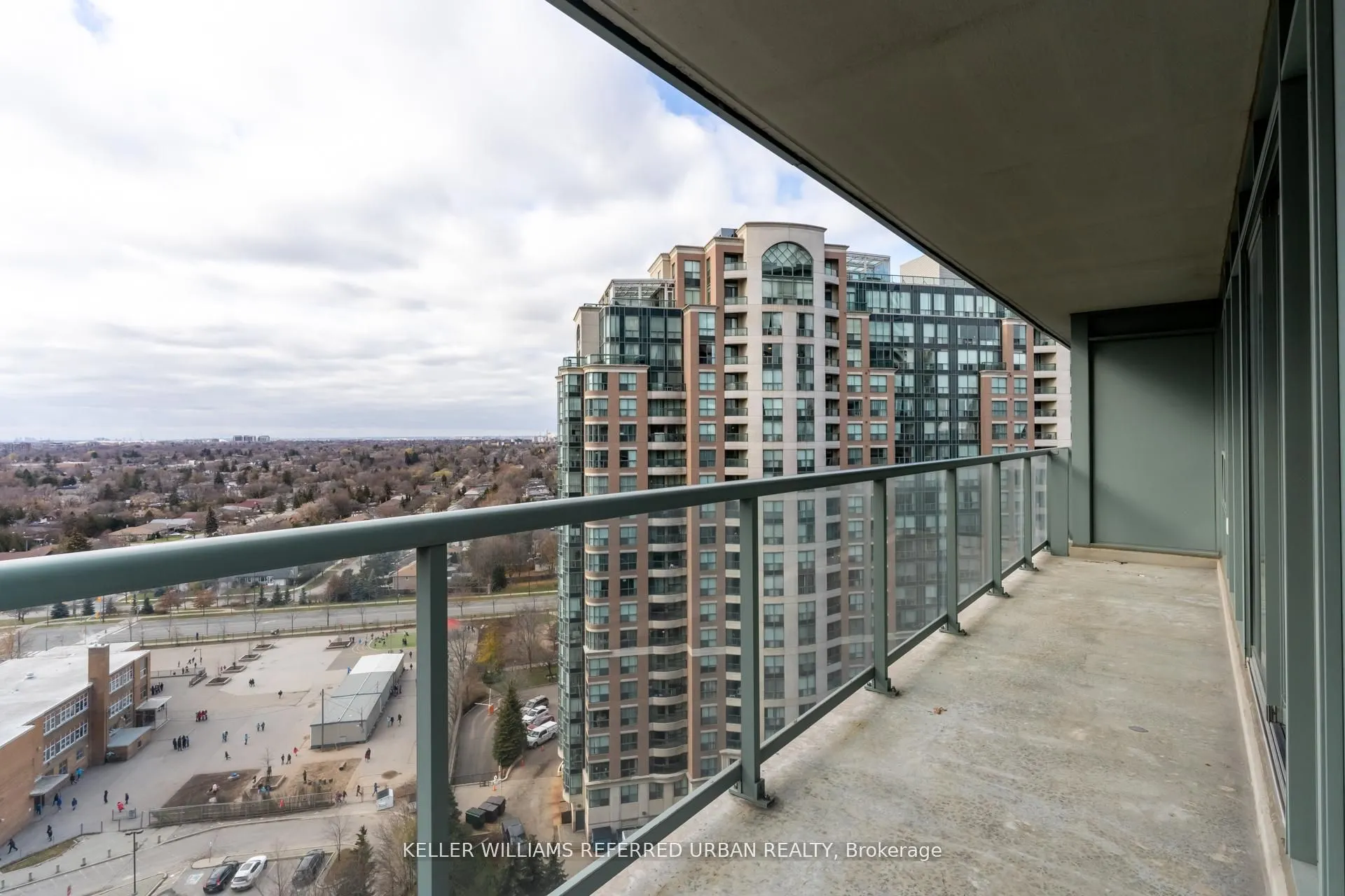 5500 Yonge Street, #1605