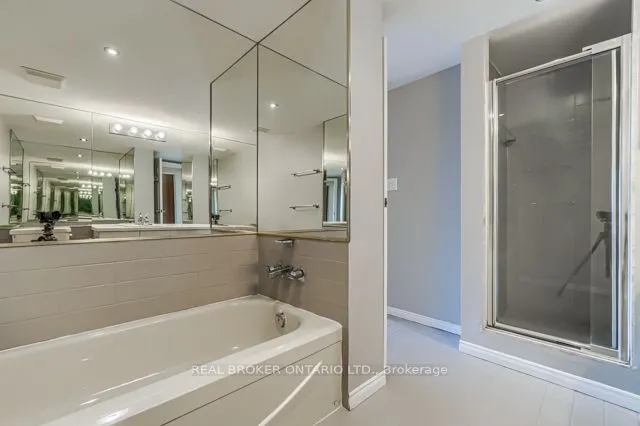 25 The Esplanade Street, #1003