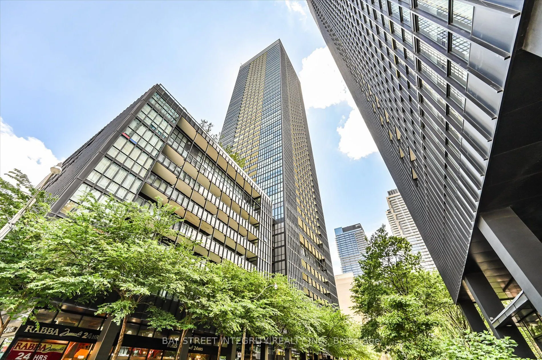 101 Charles Street E, #2103