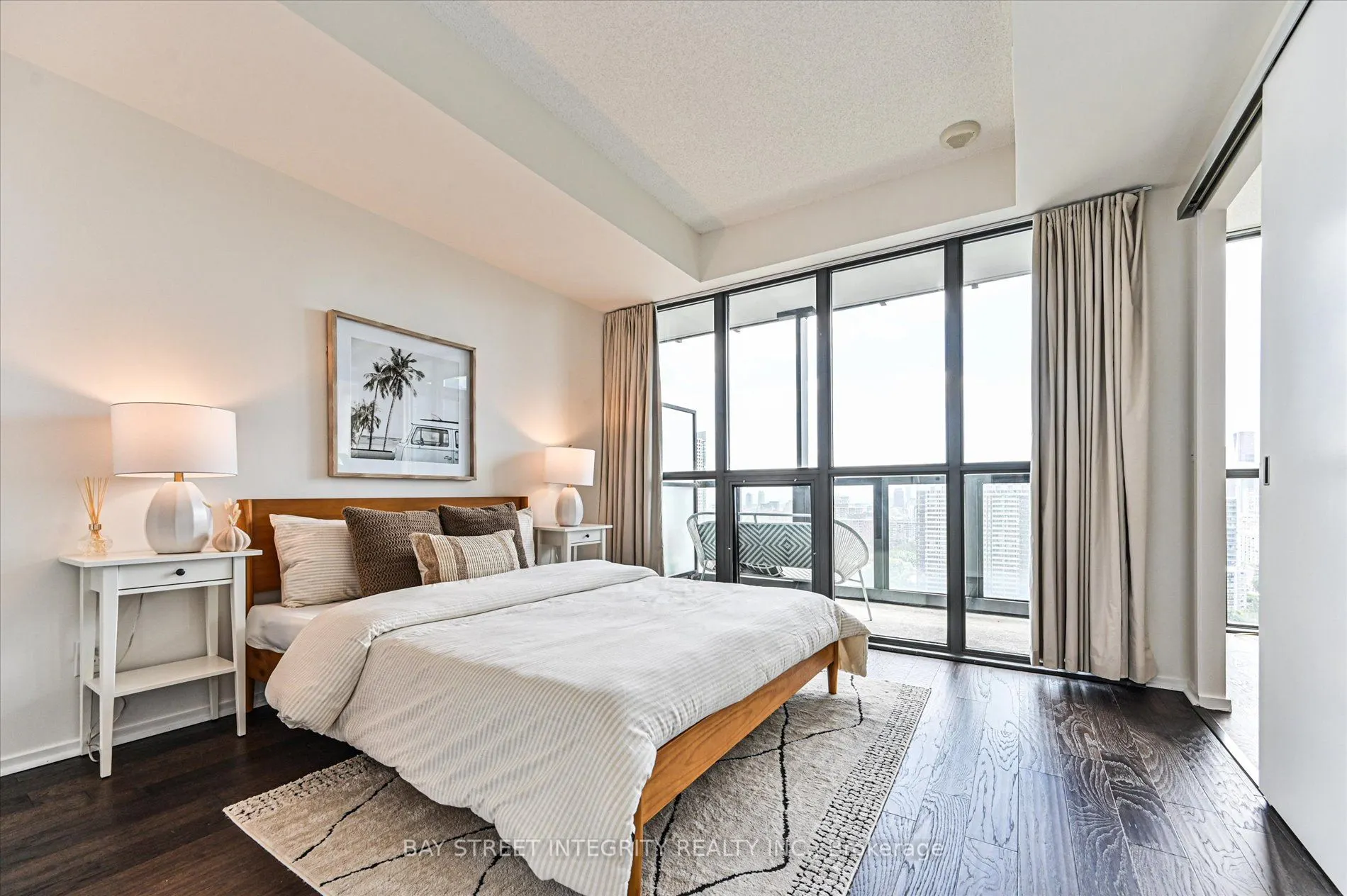 101 Charles Street E, #2103