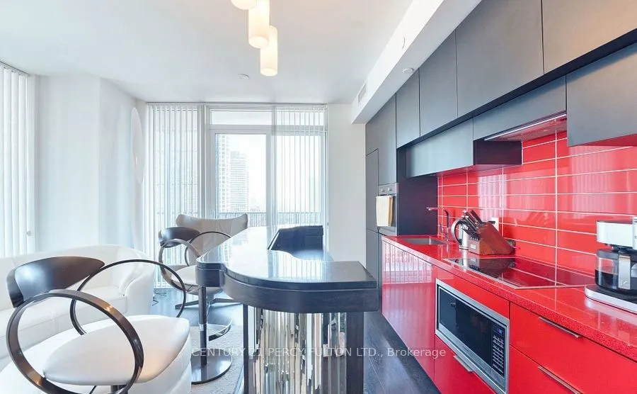 8 Eglinton Avenue E, #1808