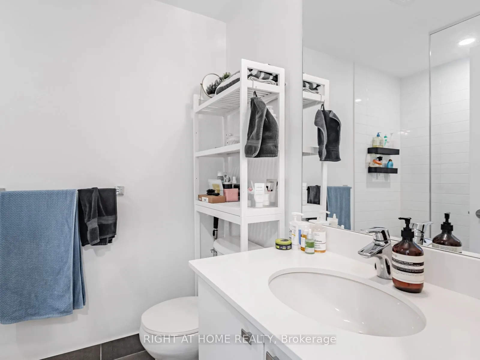 69 Lynn Williams Street, #1507