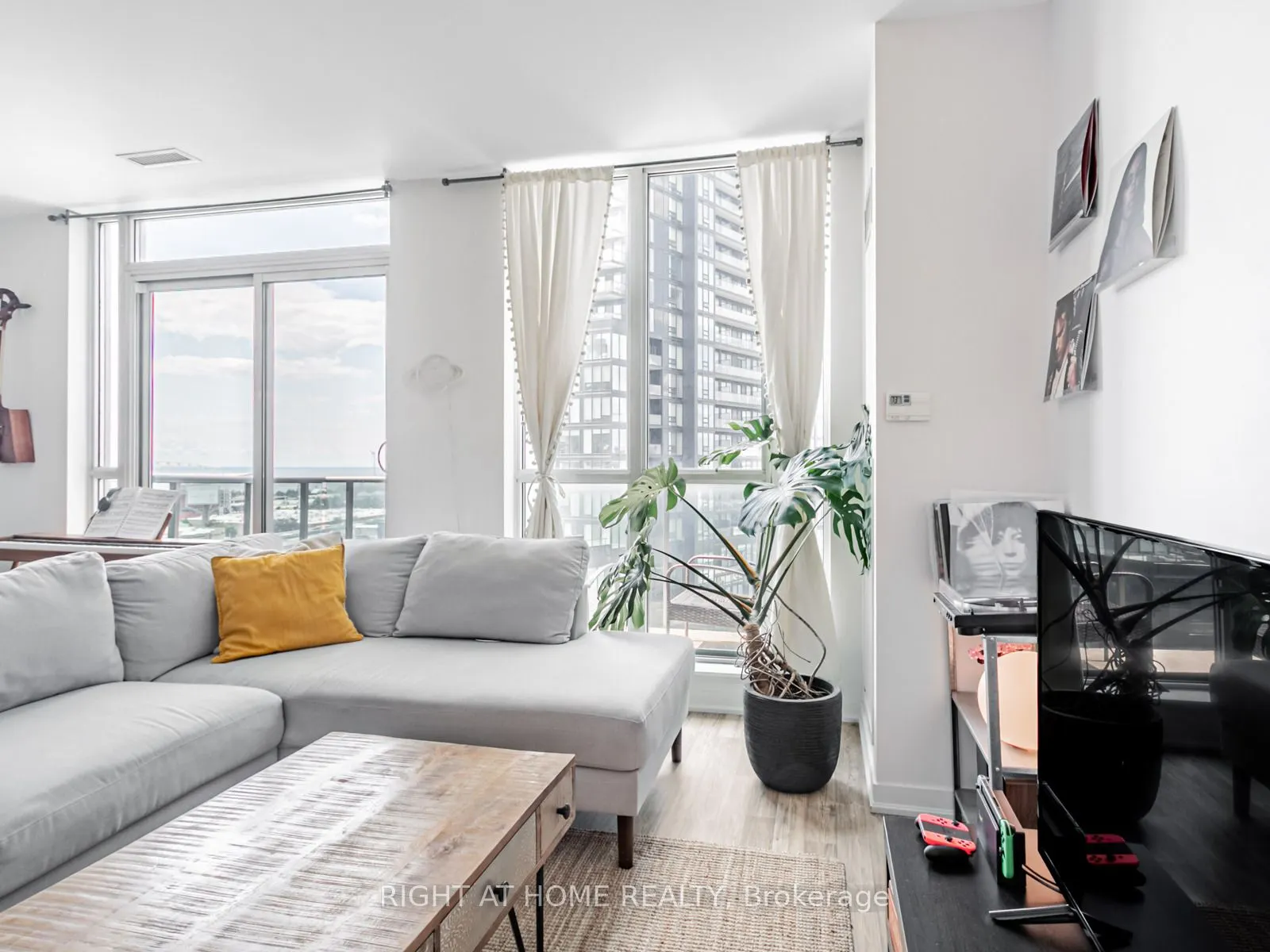 69 Lynn Williams Street, #1507
