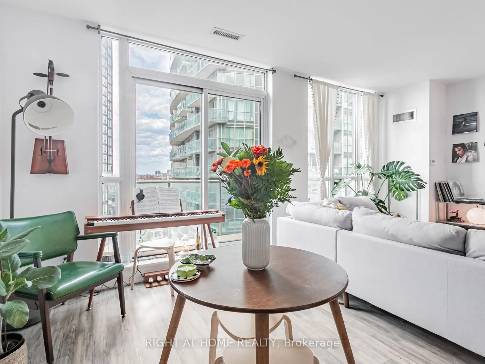 69 Lynn Williams Street, #1507