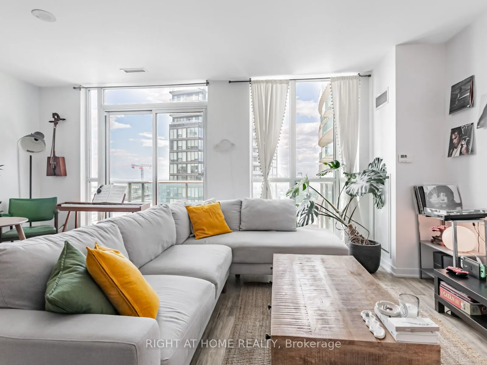 69 Lynn Williams Street, #1507