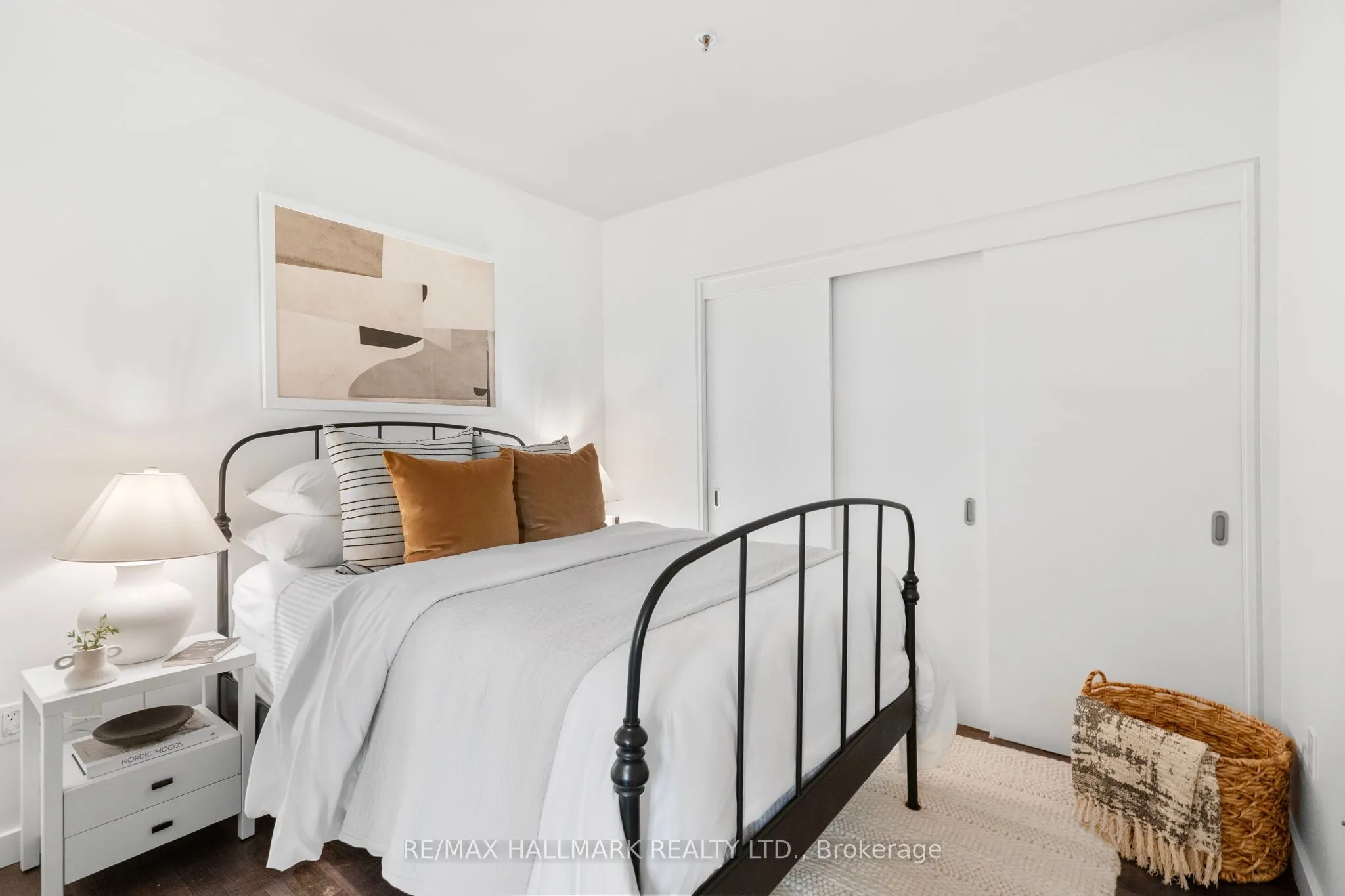 701 Dovercourt Road, #202