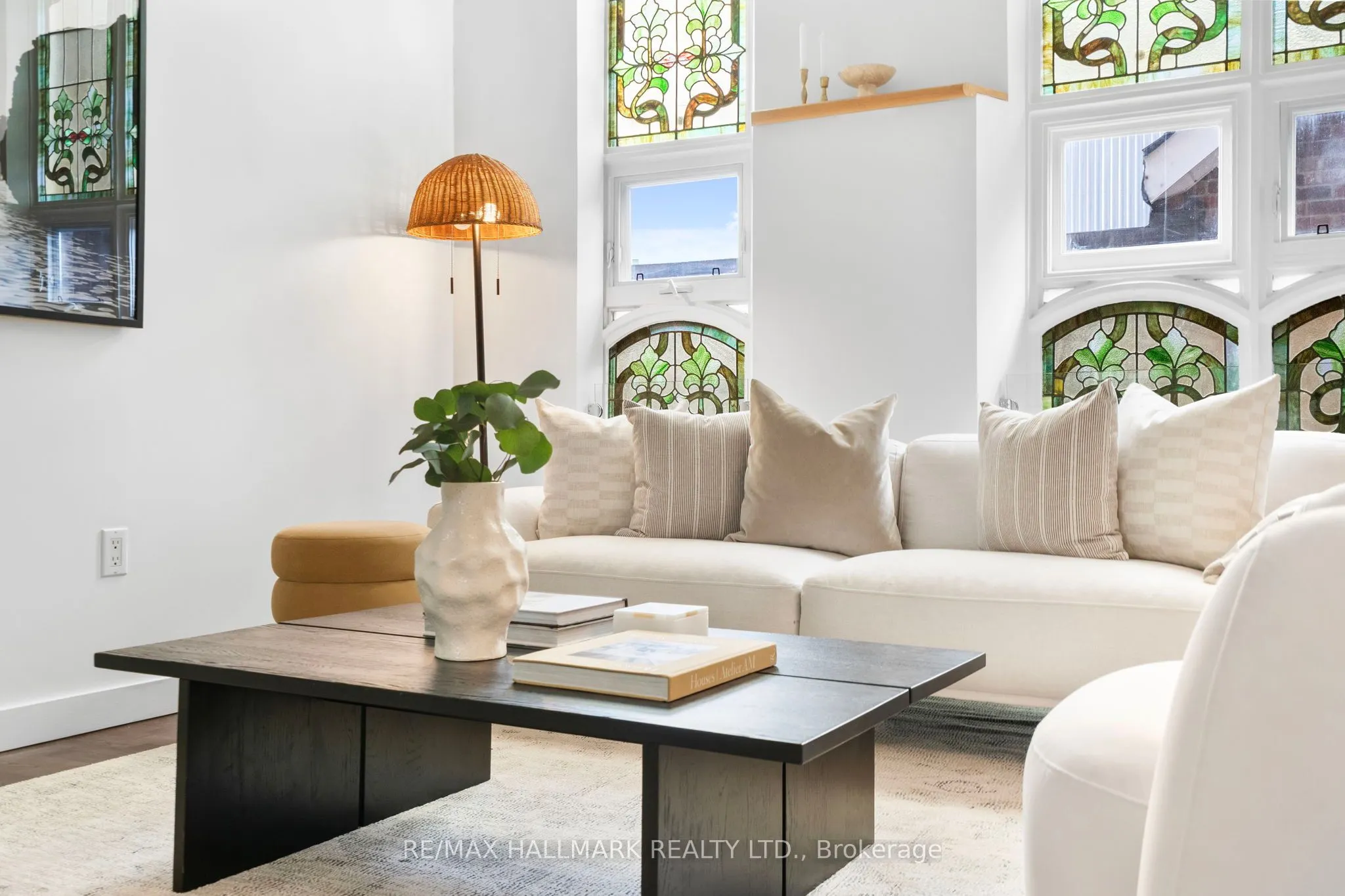 701 Dovercourt Road, #202