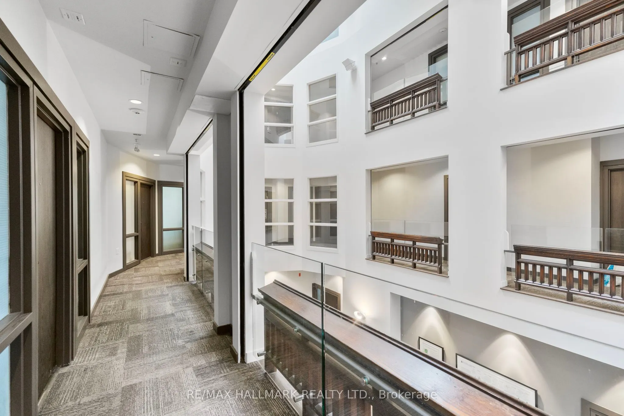 701 Dovercourt Road, #202
