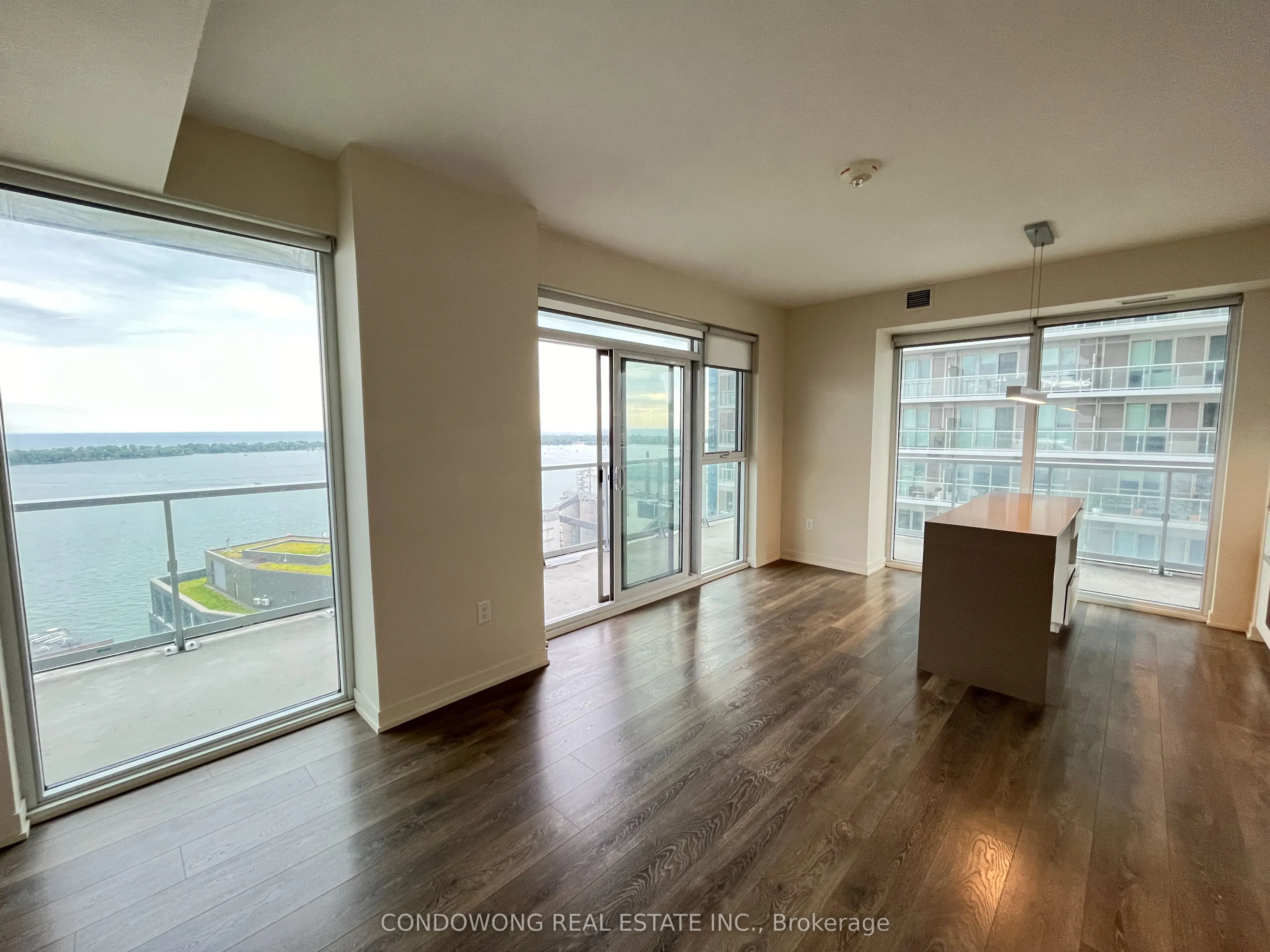 20 Richardson Street, #2405