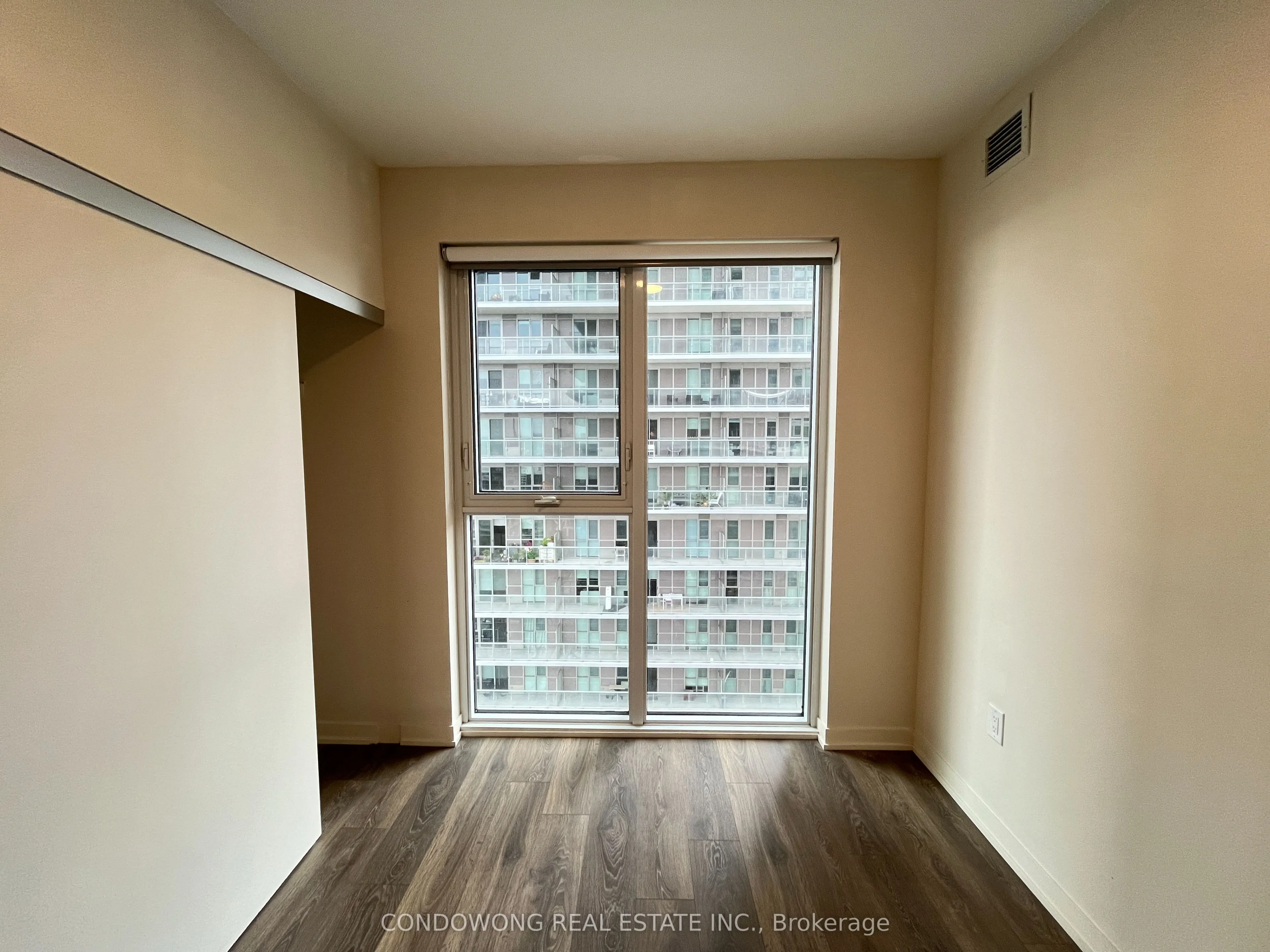 20 Richardson Street, #2405