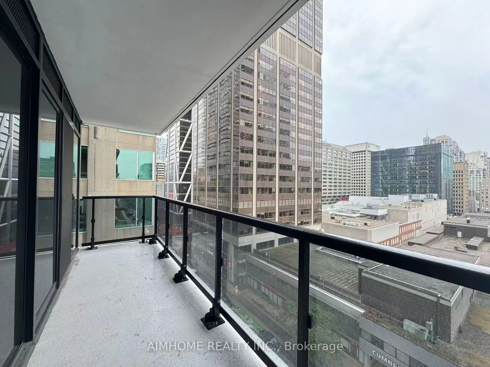 771 Yonge Street, #901