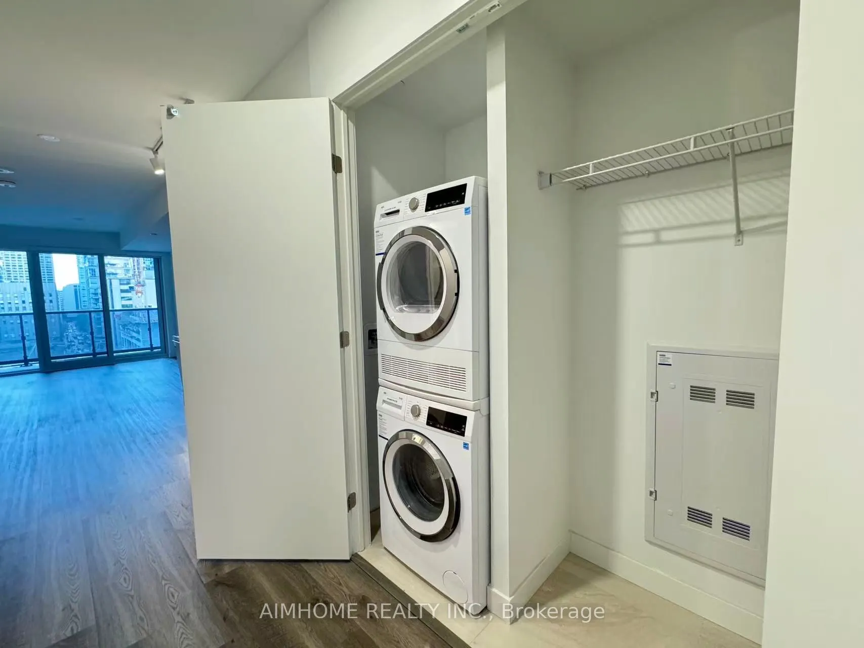 771 Yonge Street, #901