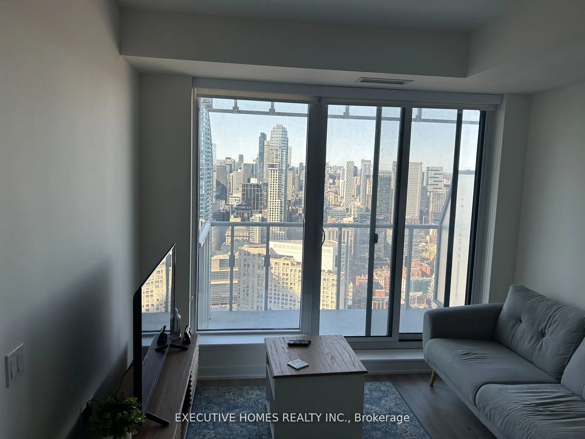 28 Freeland Street, #4806