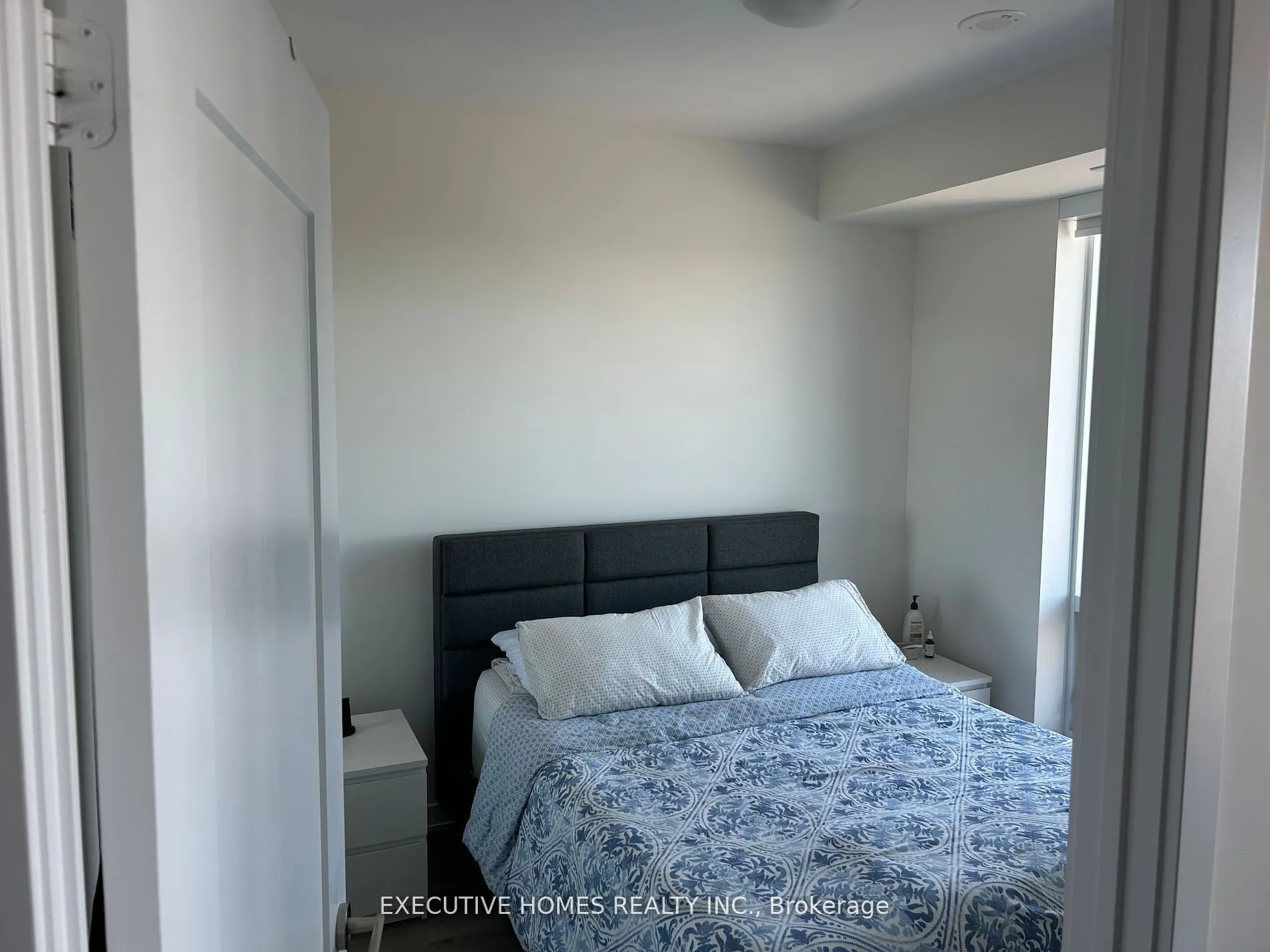 28 Freeland Street, #4806