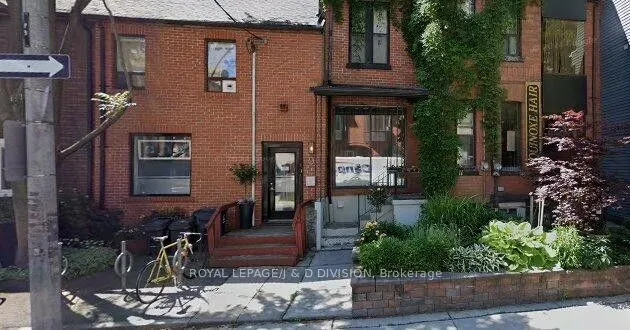 11 Irwin Avenue, #2nd floor