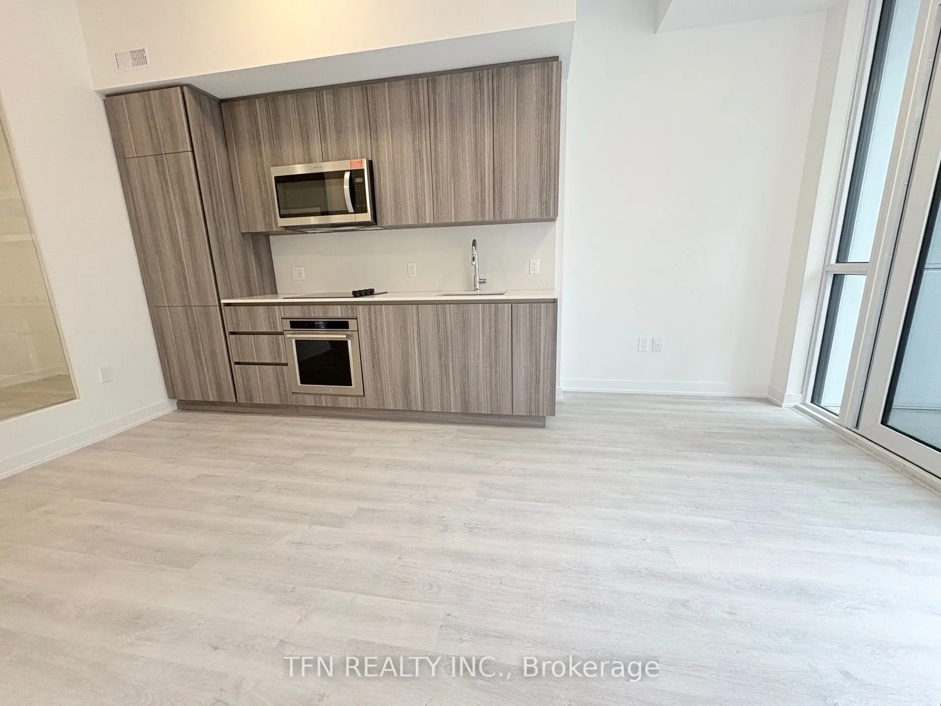 15 Richardson Street, #1123