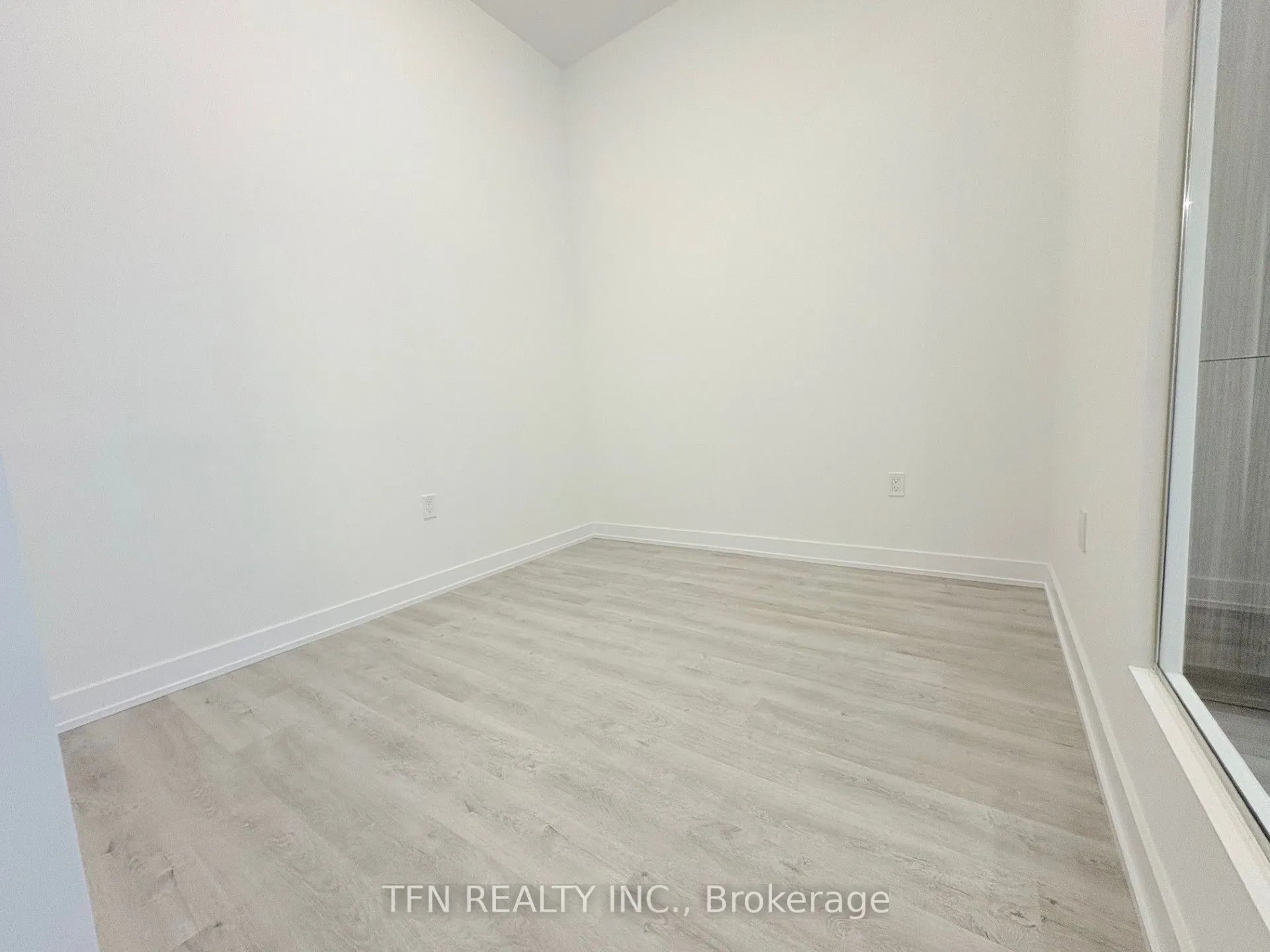 15 Richardson Street, #1123