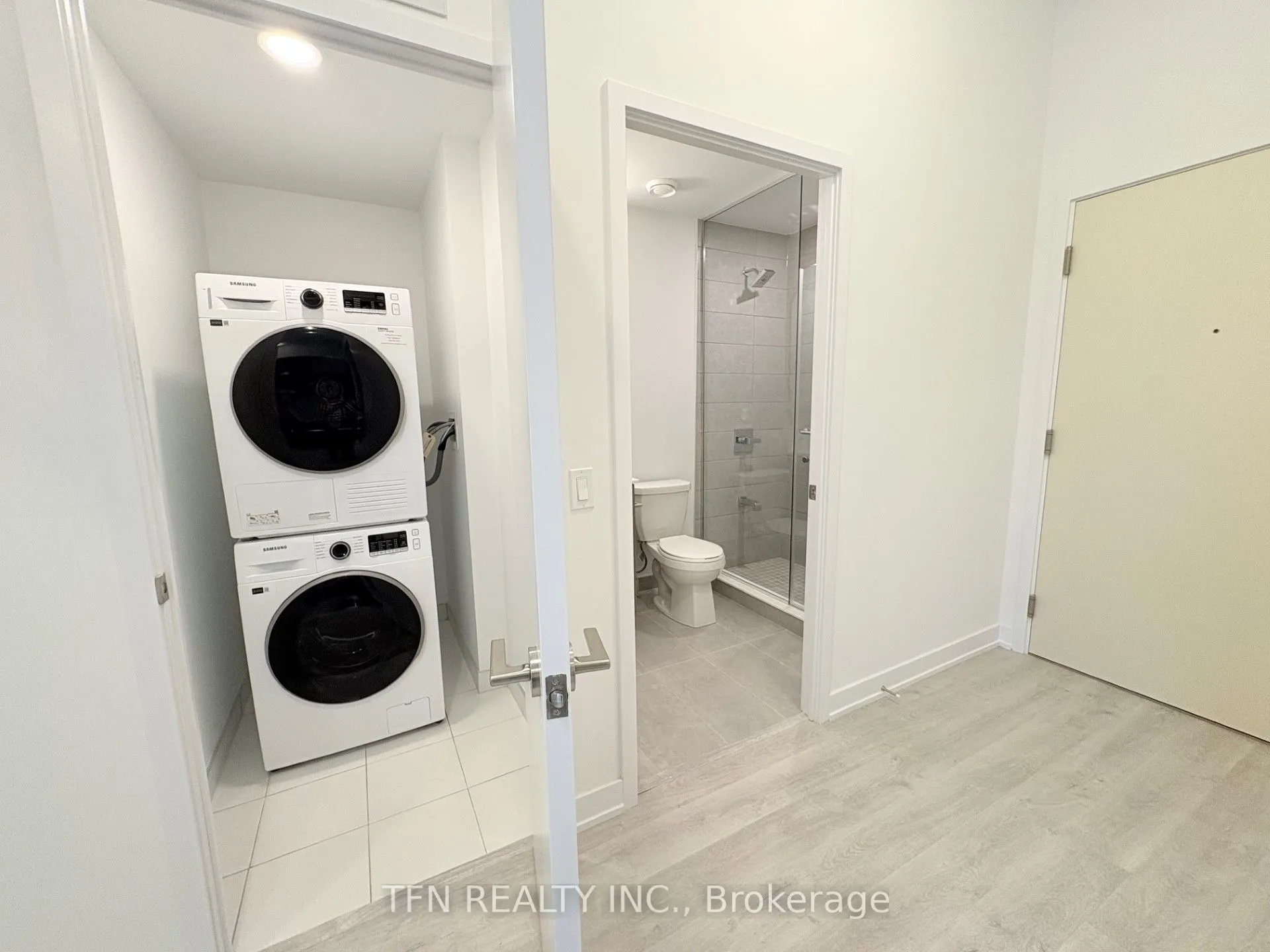 15 Richardson Street, #1123