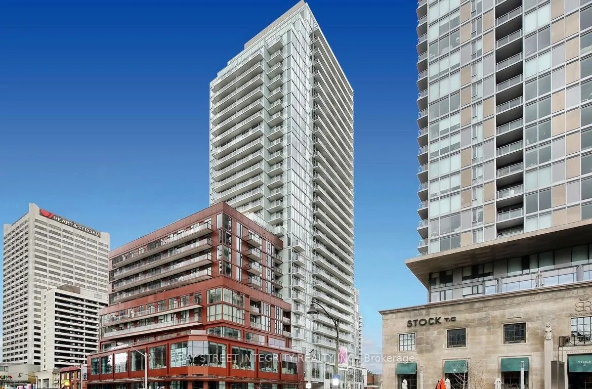 33 Helendale Avenue, #1512