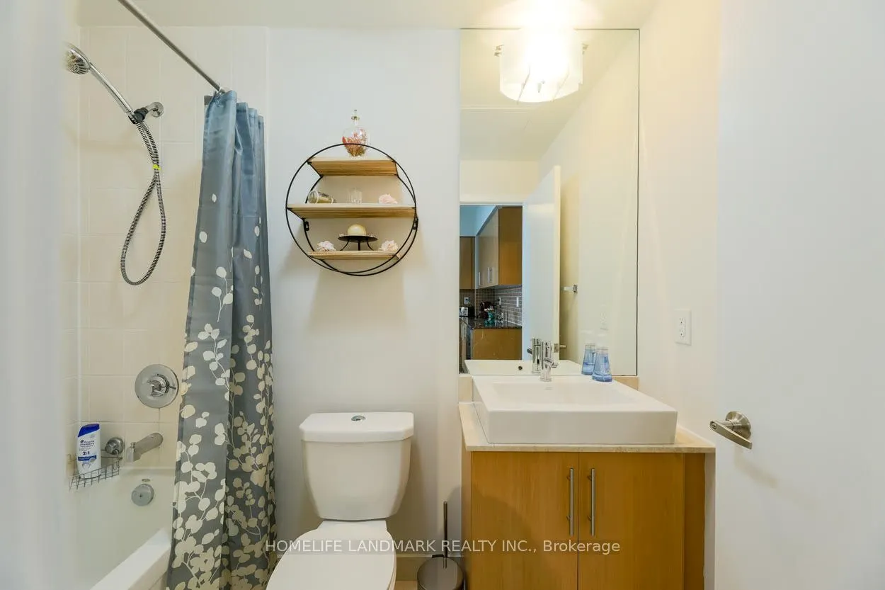 55 bremner Boulevard, #4003