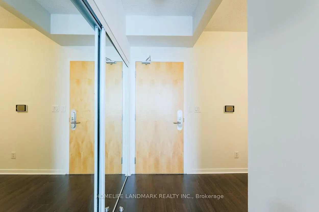 55 bremner Boulevard, #4003
