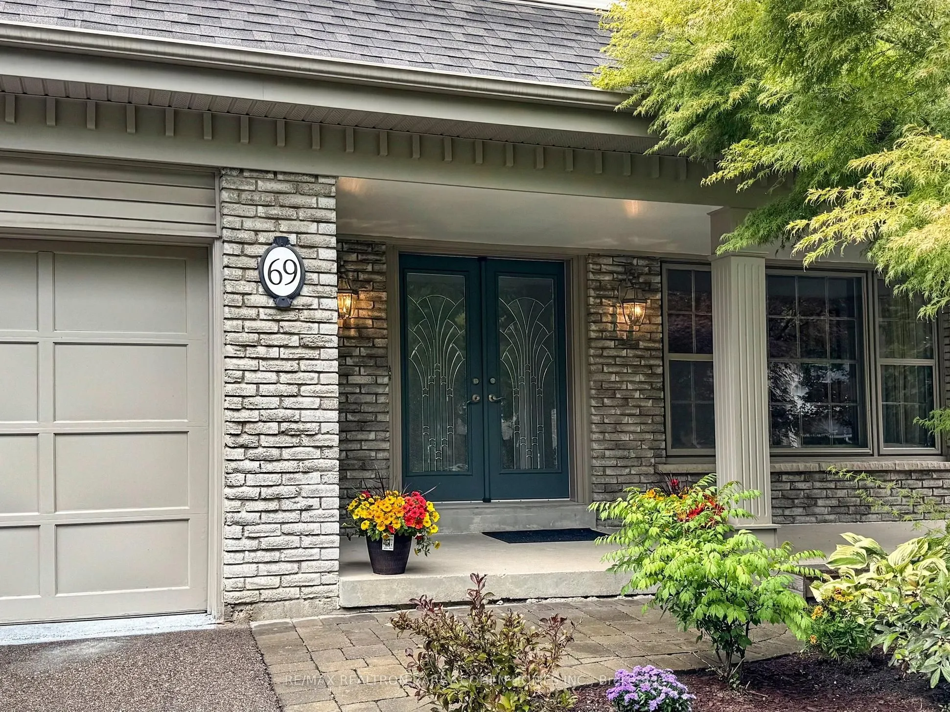 69 Tanbark Crescent