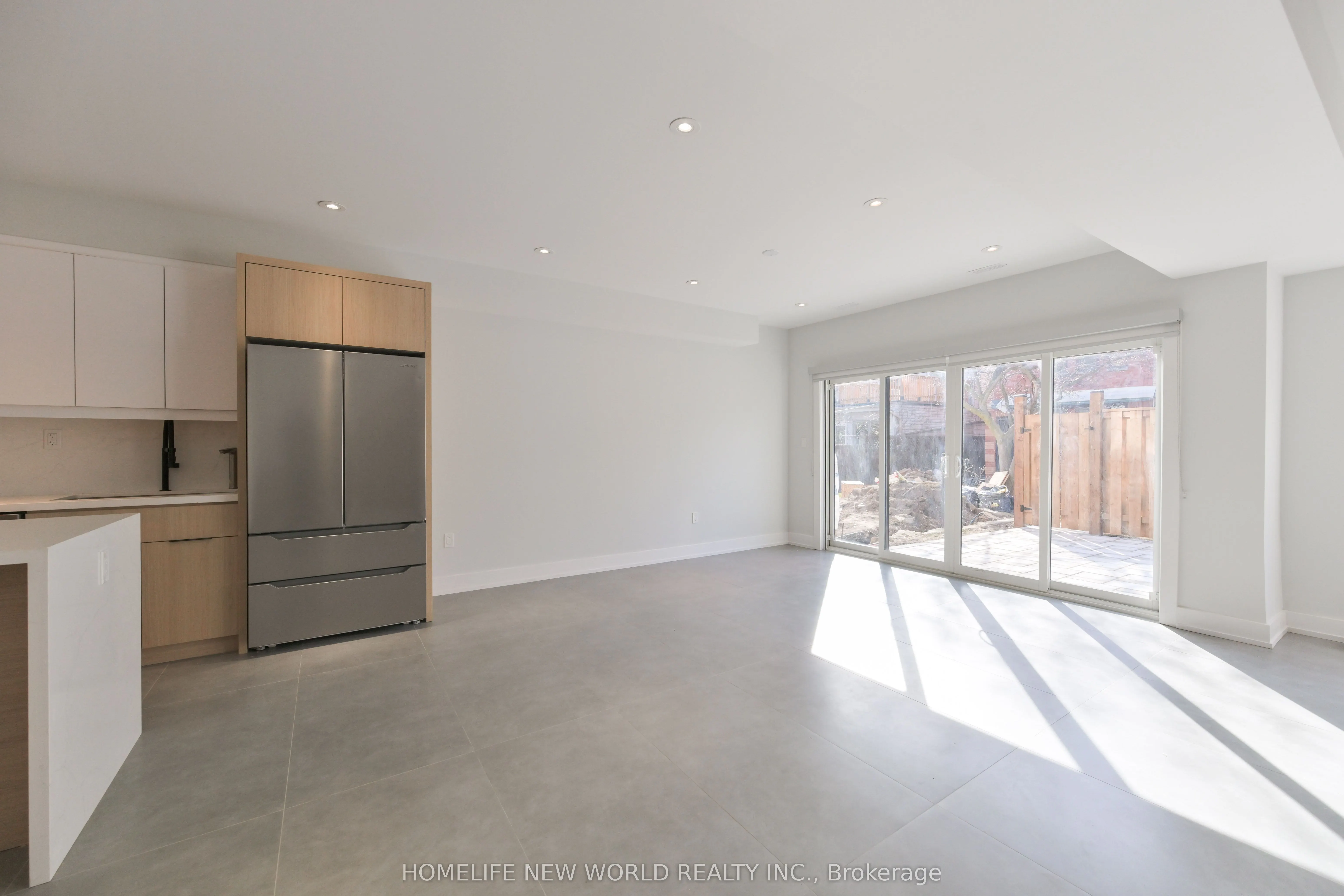 997 Dufferin Street, #Laneway