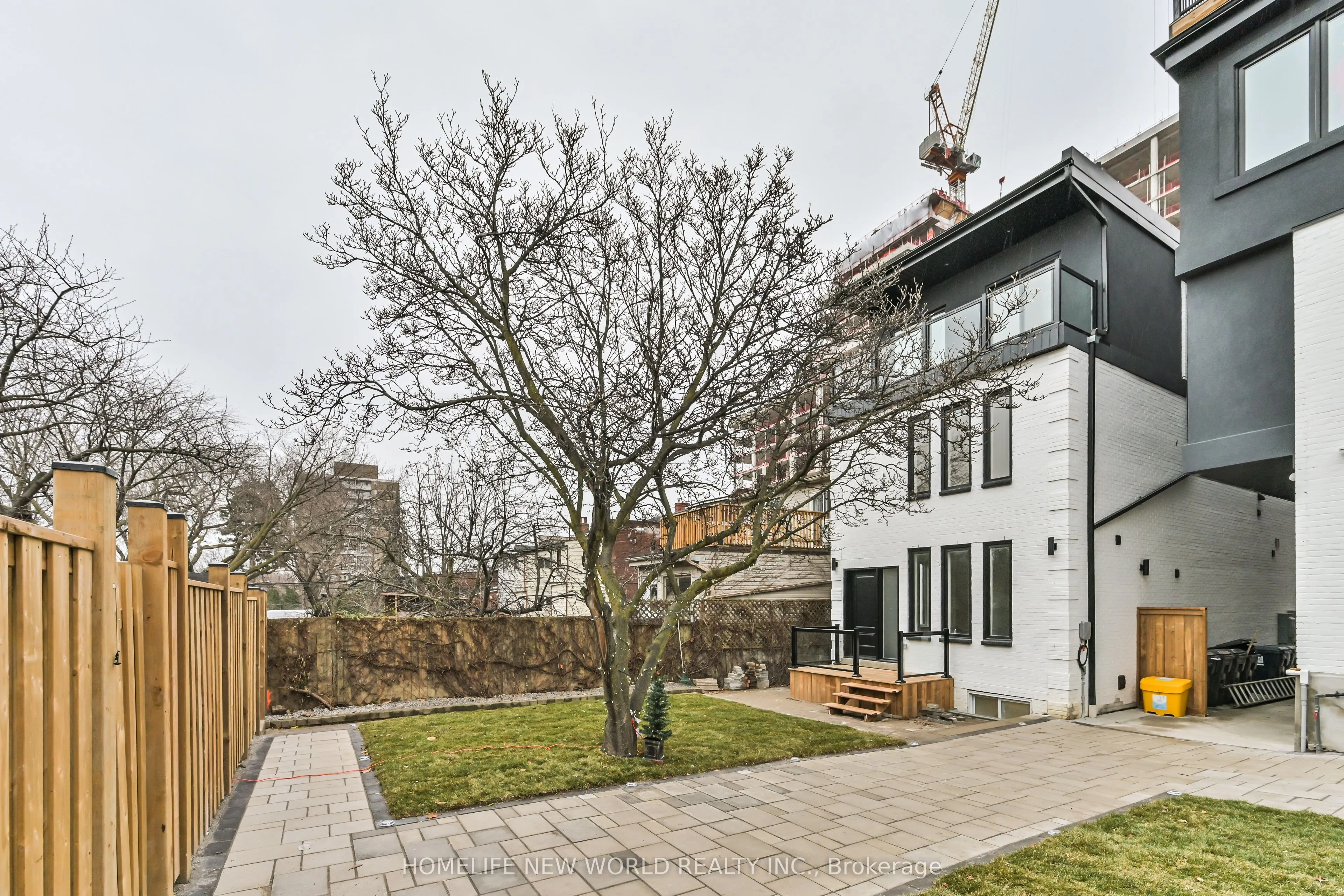 997 Dufferin Street, #Laneway