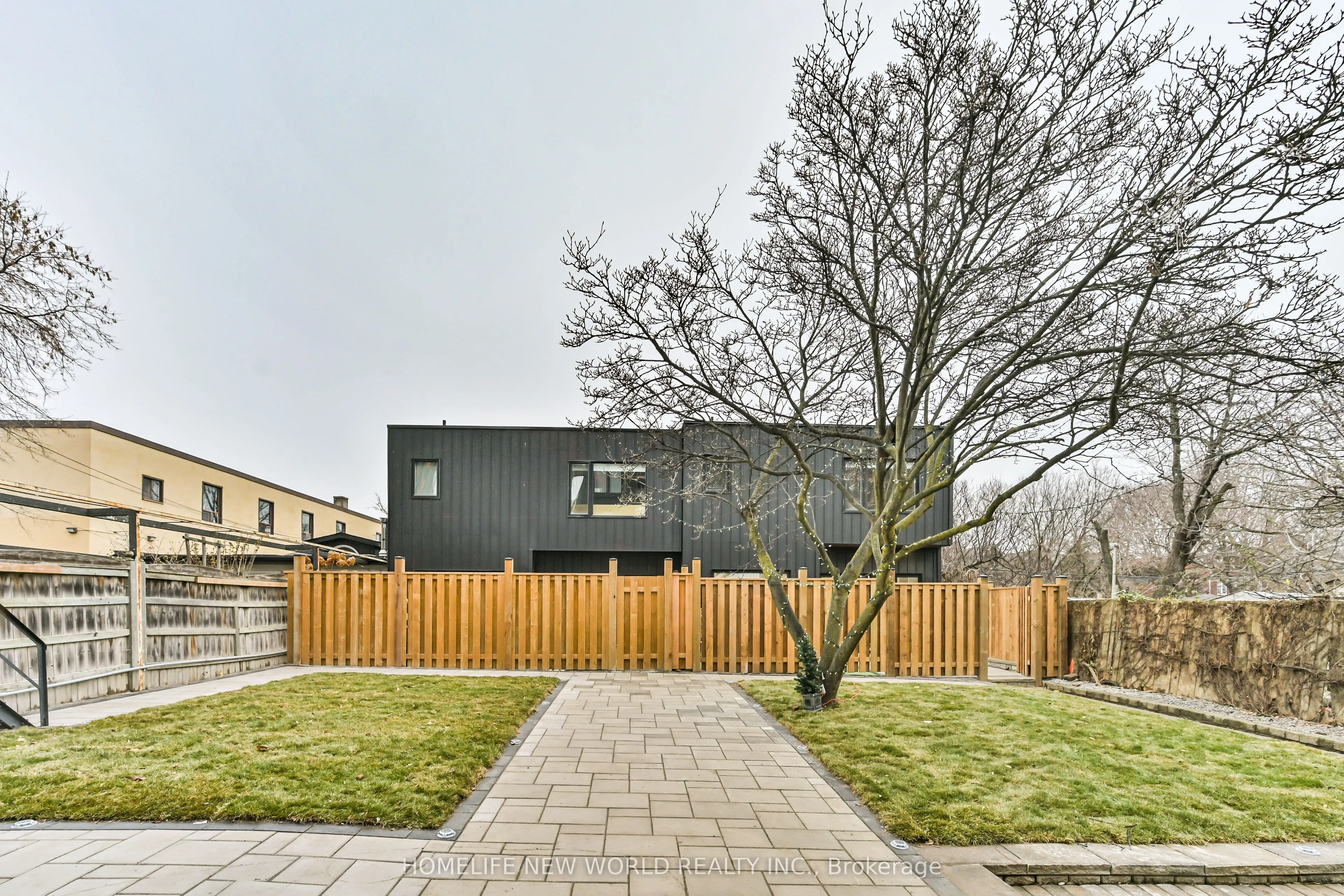 997 Dufferin Street, #Laneway