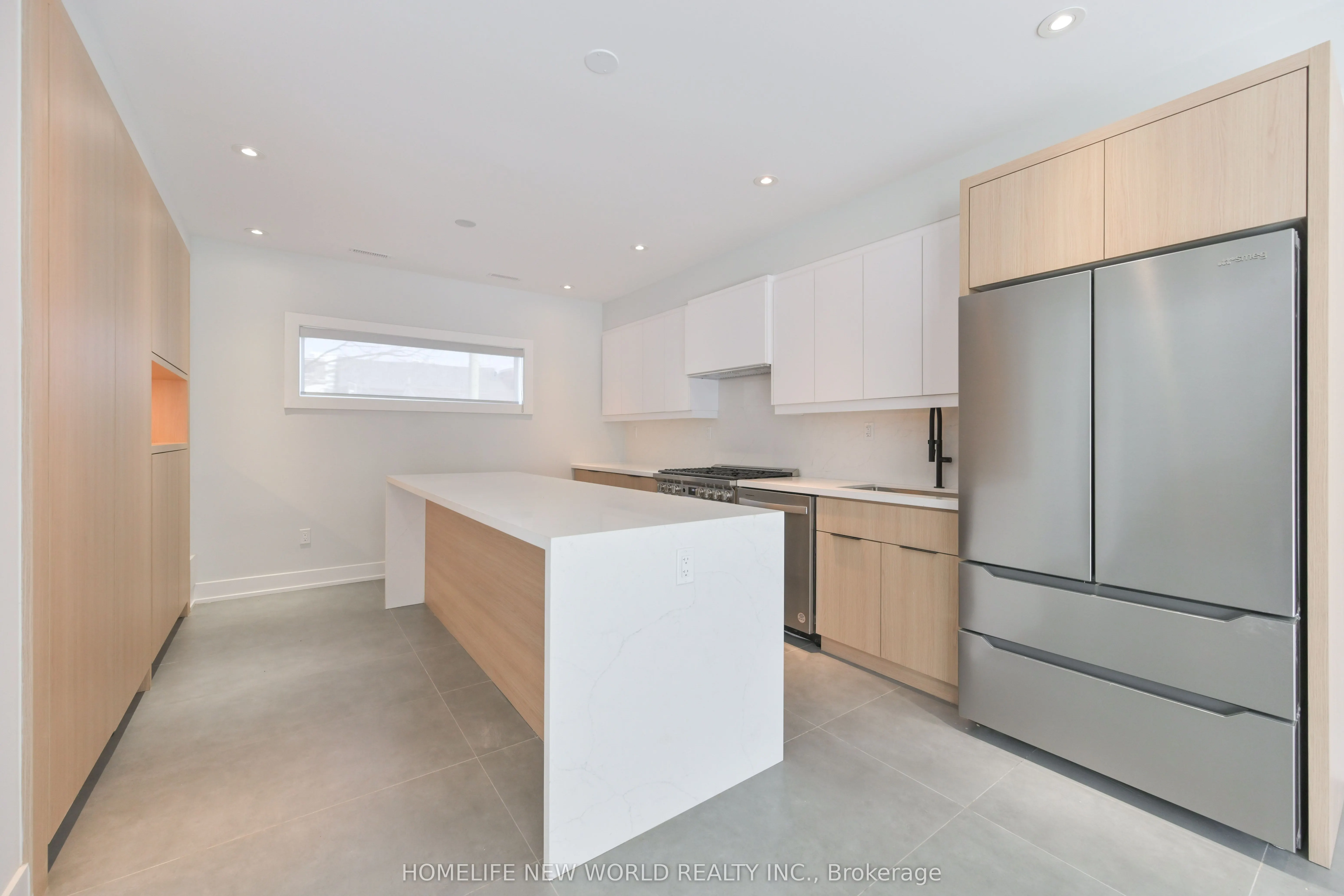 997 Dufferin Street, #Laneway