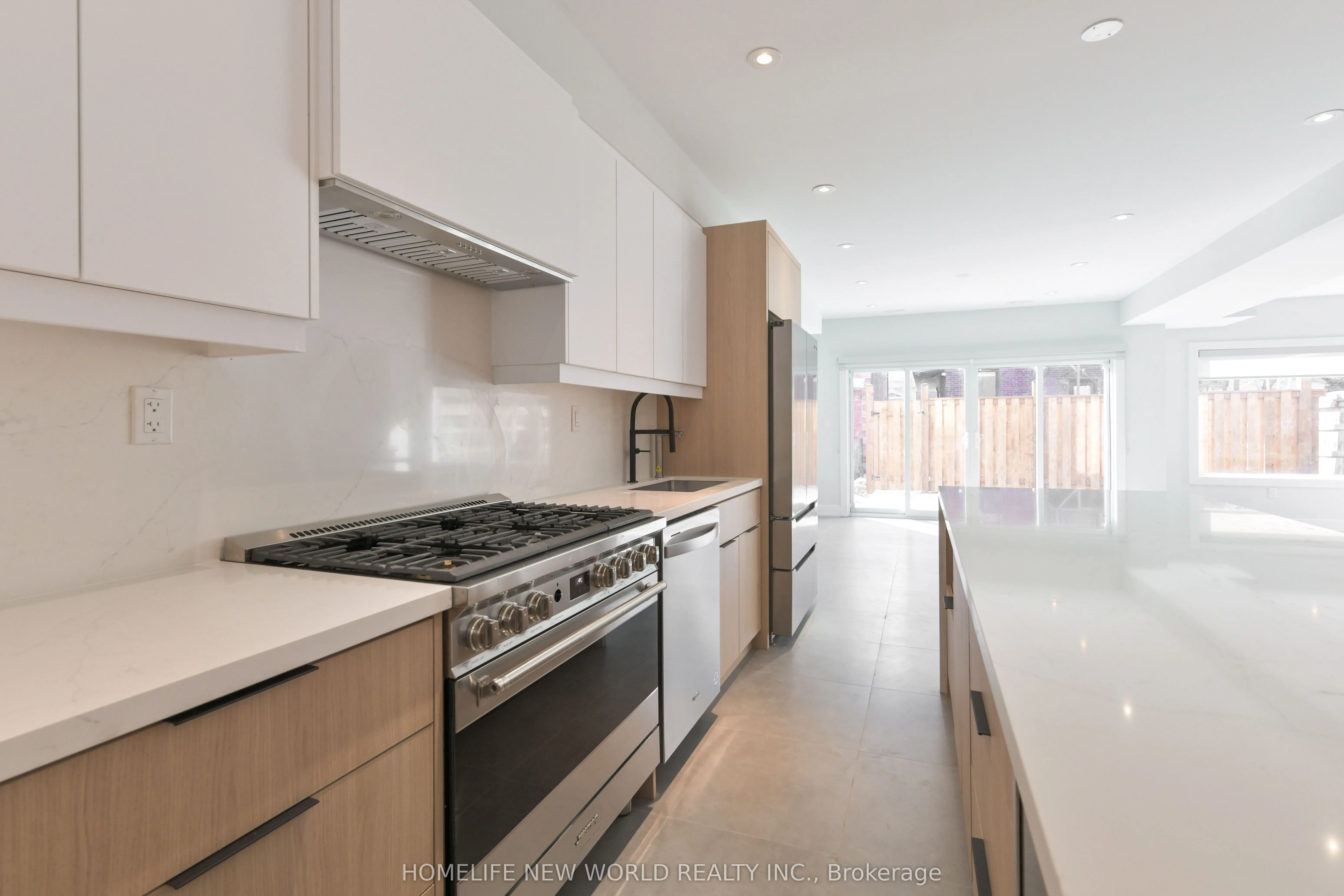 997 Dufferin Street, #Laneway