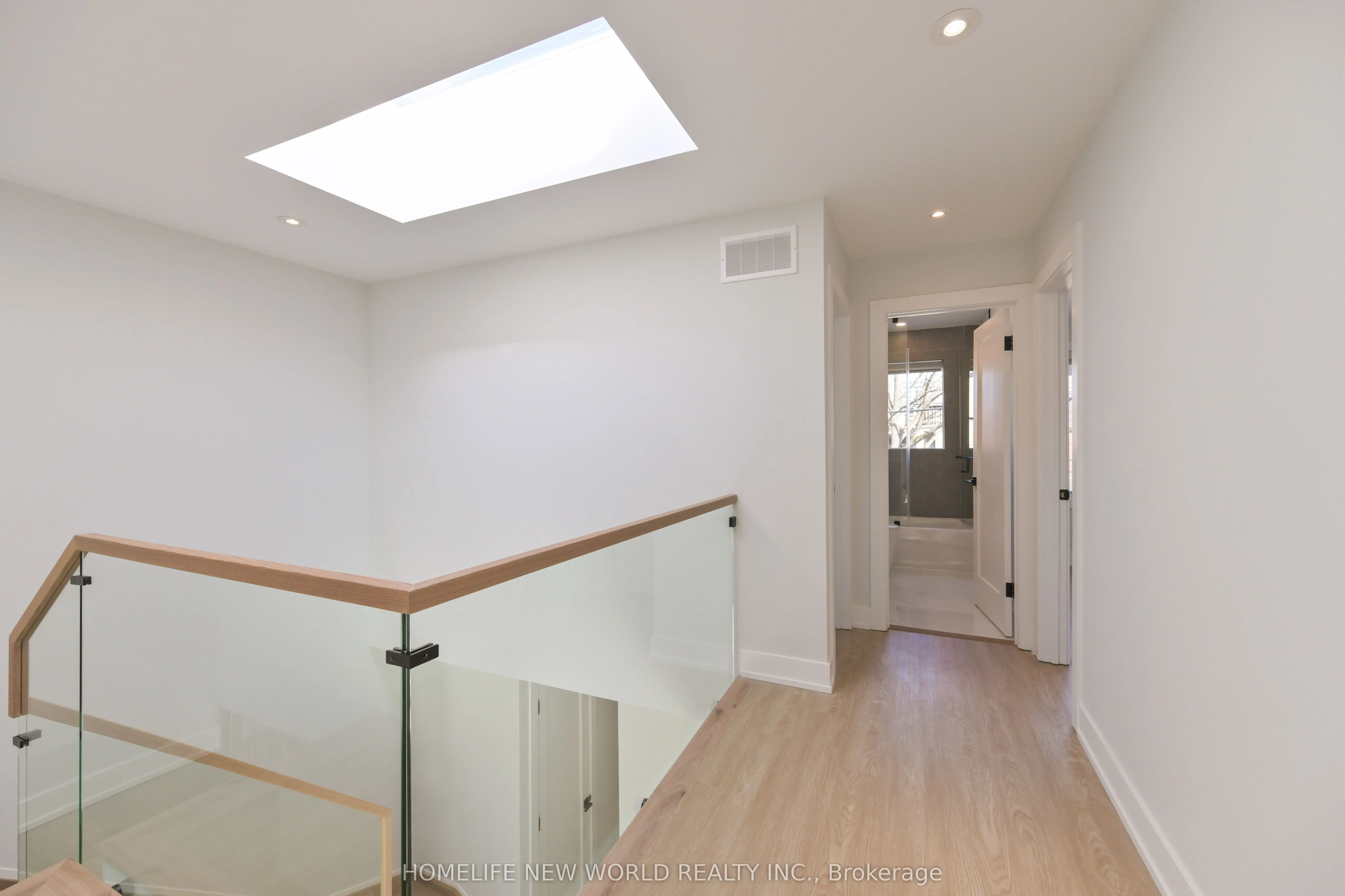 997 Dufferin Street, #Laneway