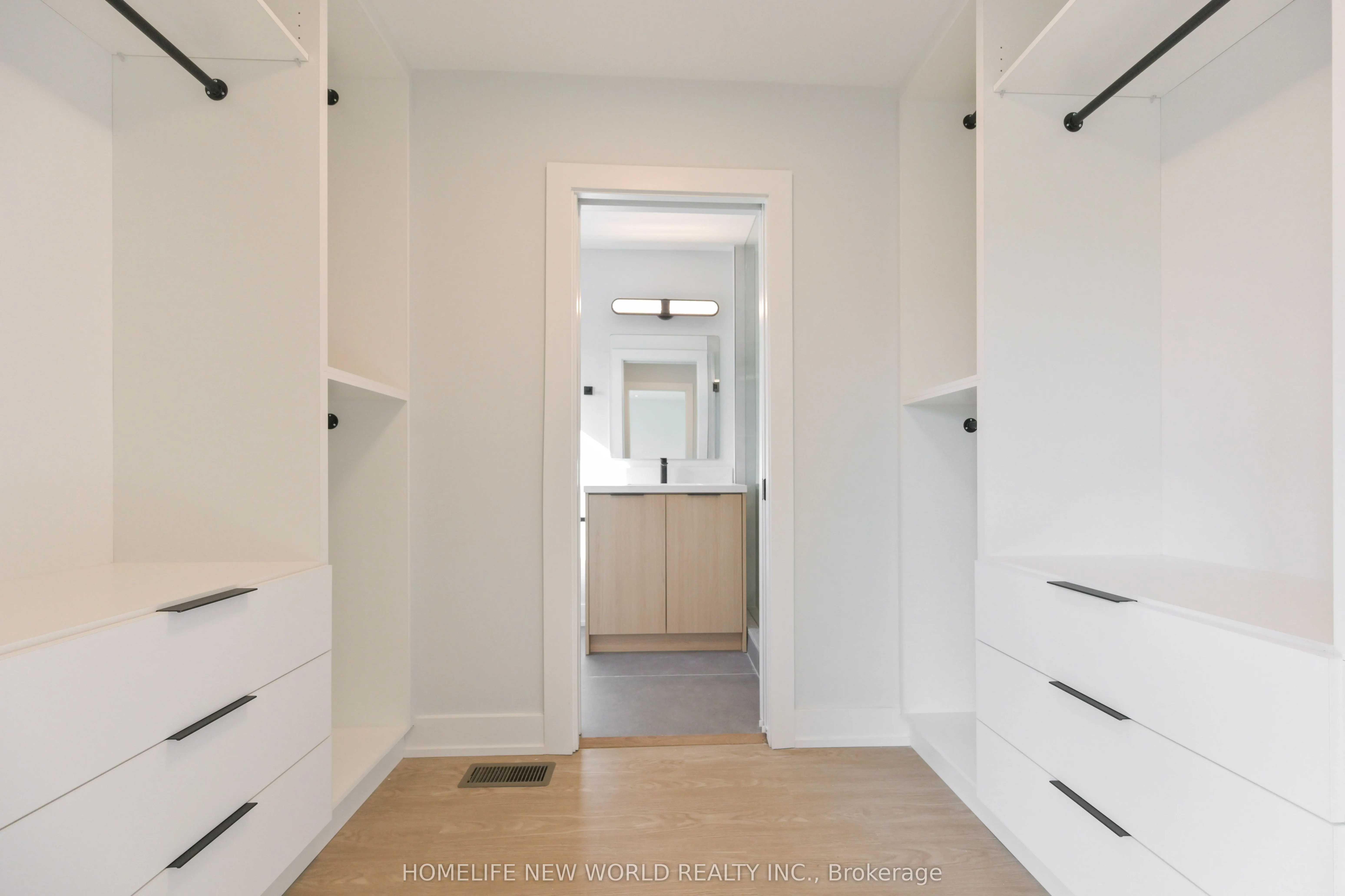 997 Dufferin Street, #Laneway