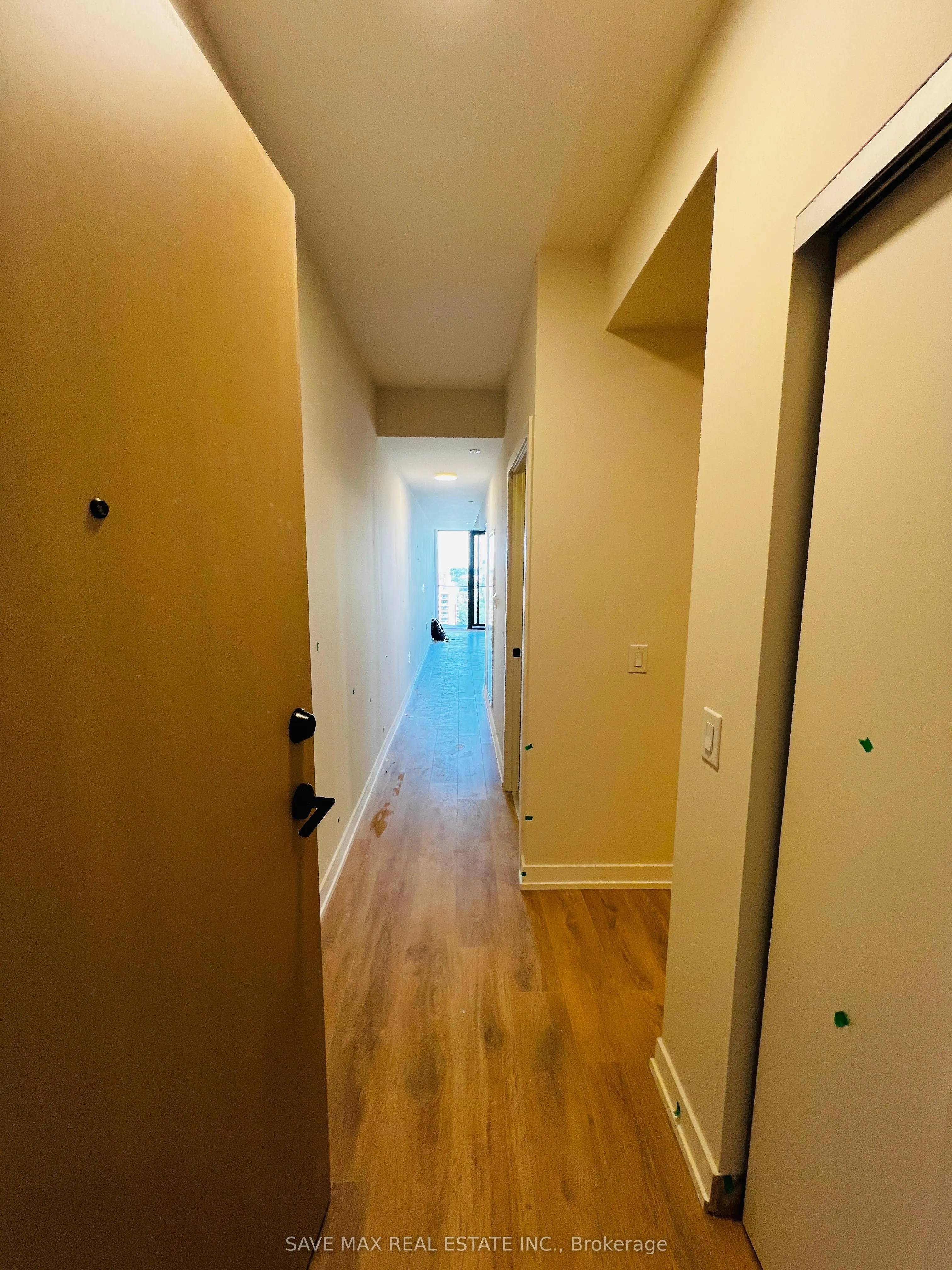 181 Sterling Road, #LPH 1706