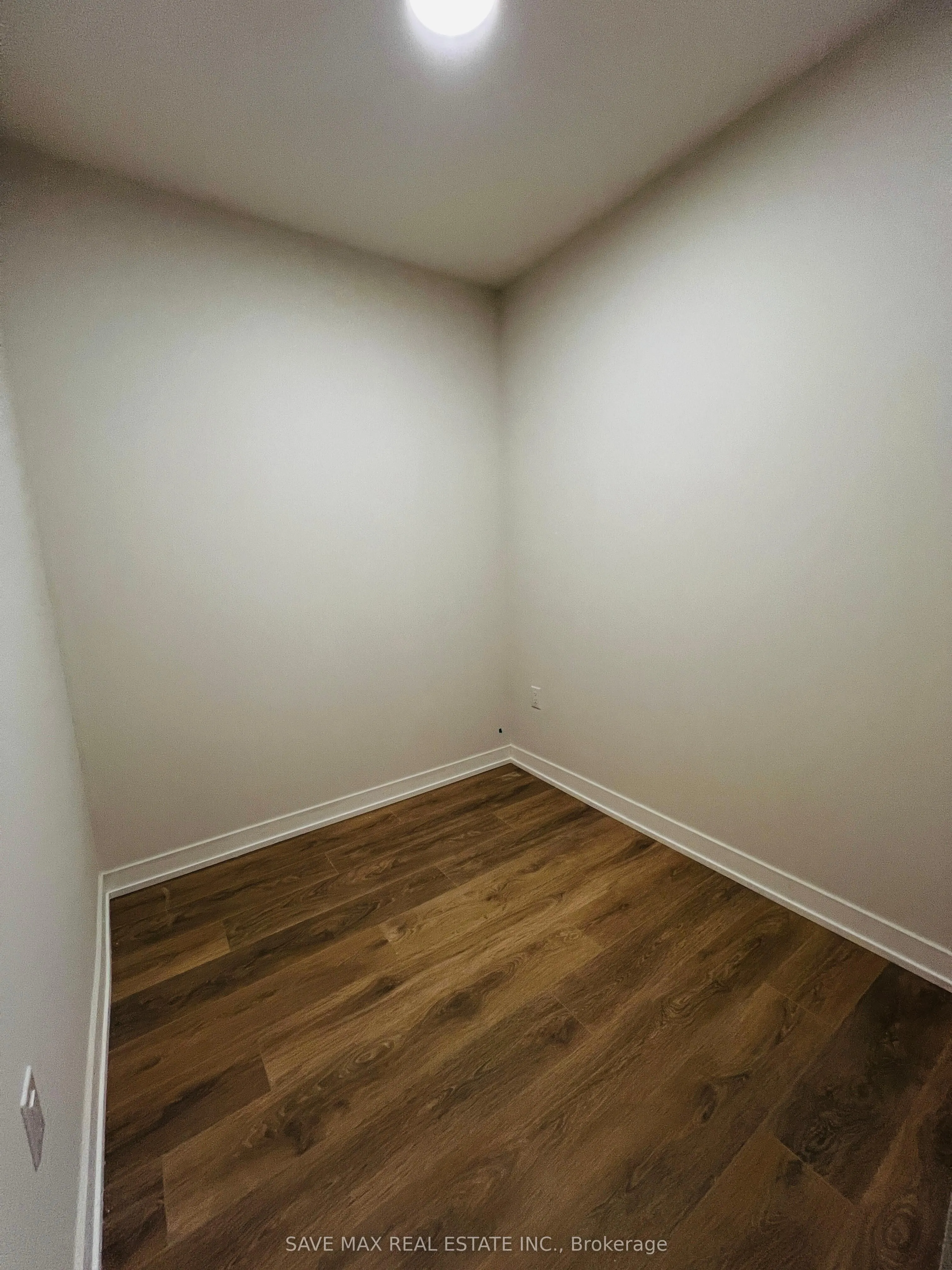 181 Sterling Road, #LPH 1706