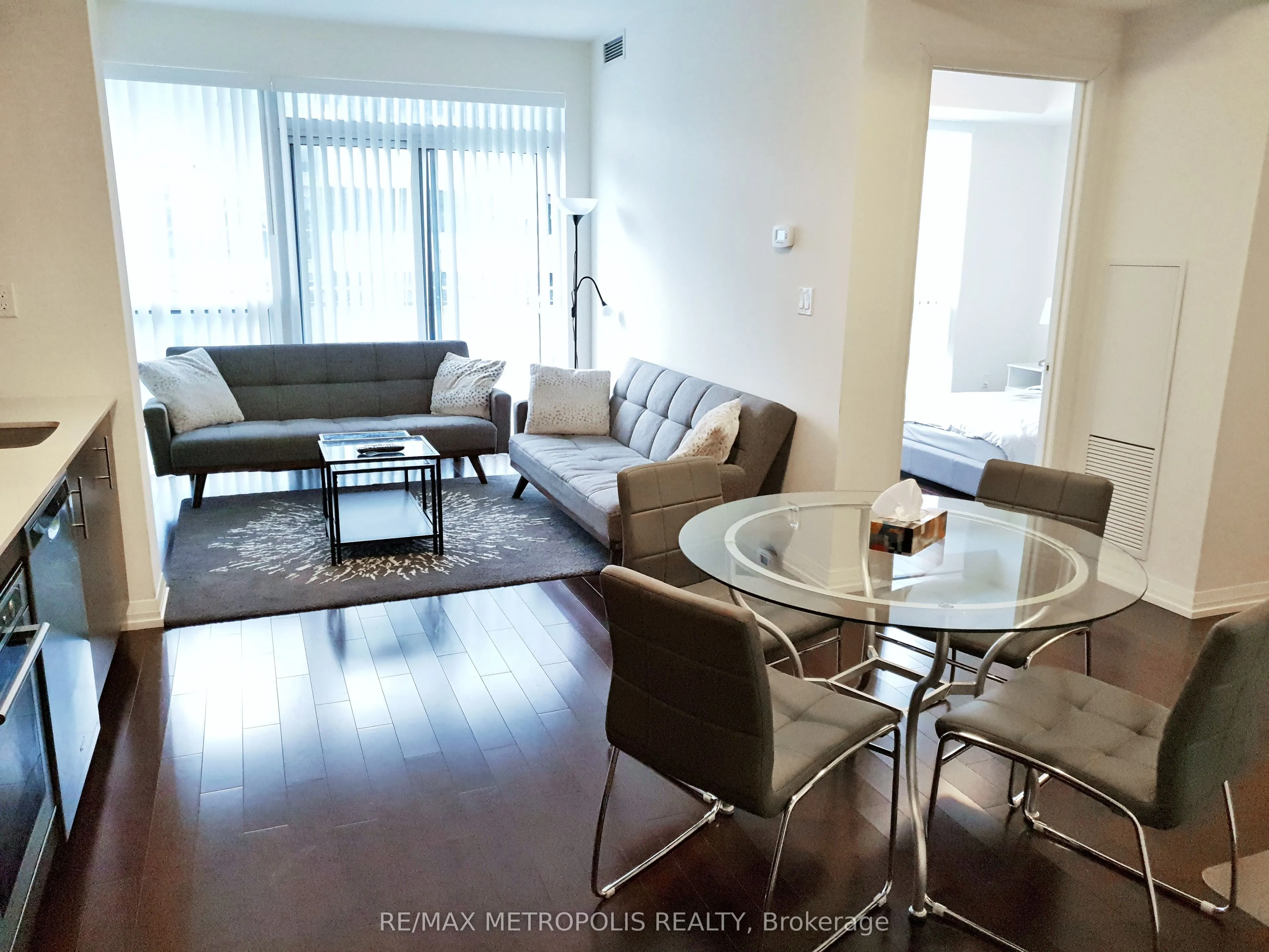 460 Adelaide Street E, #2117