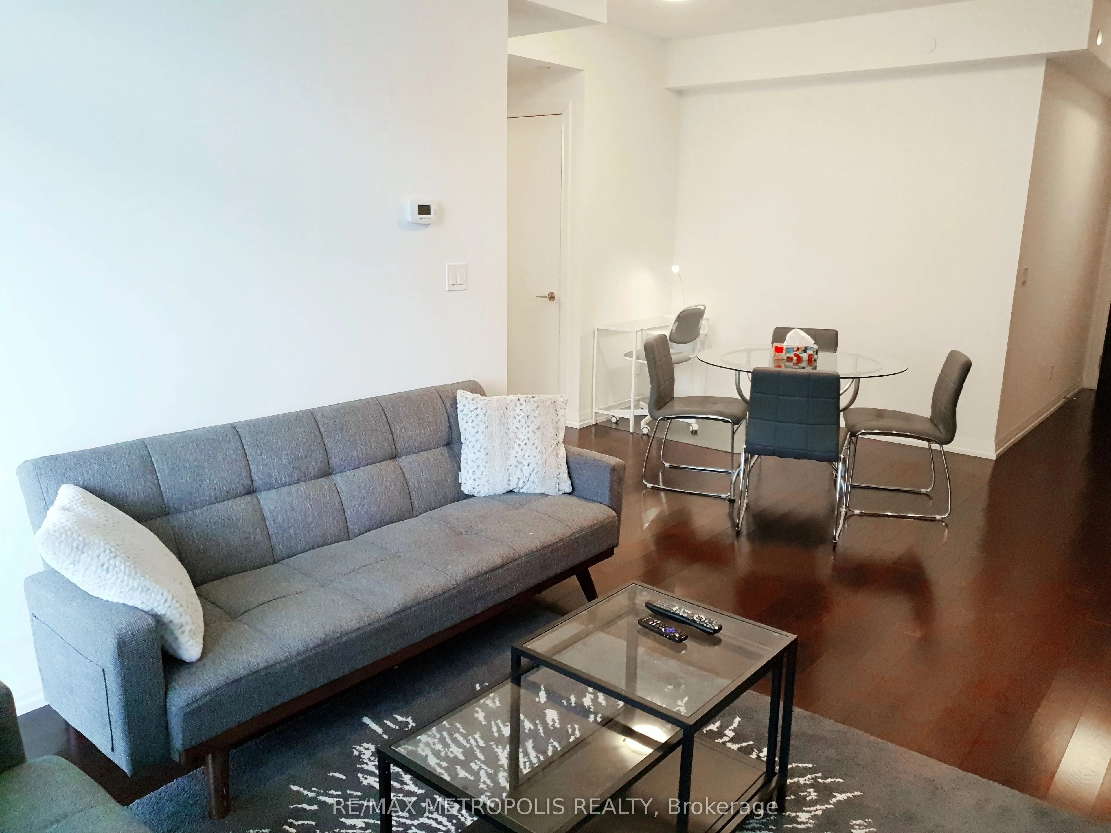 460 Adelaide Street E, #2117
